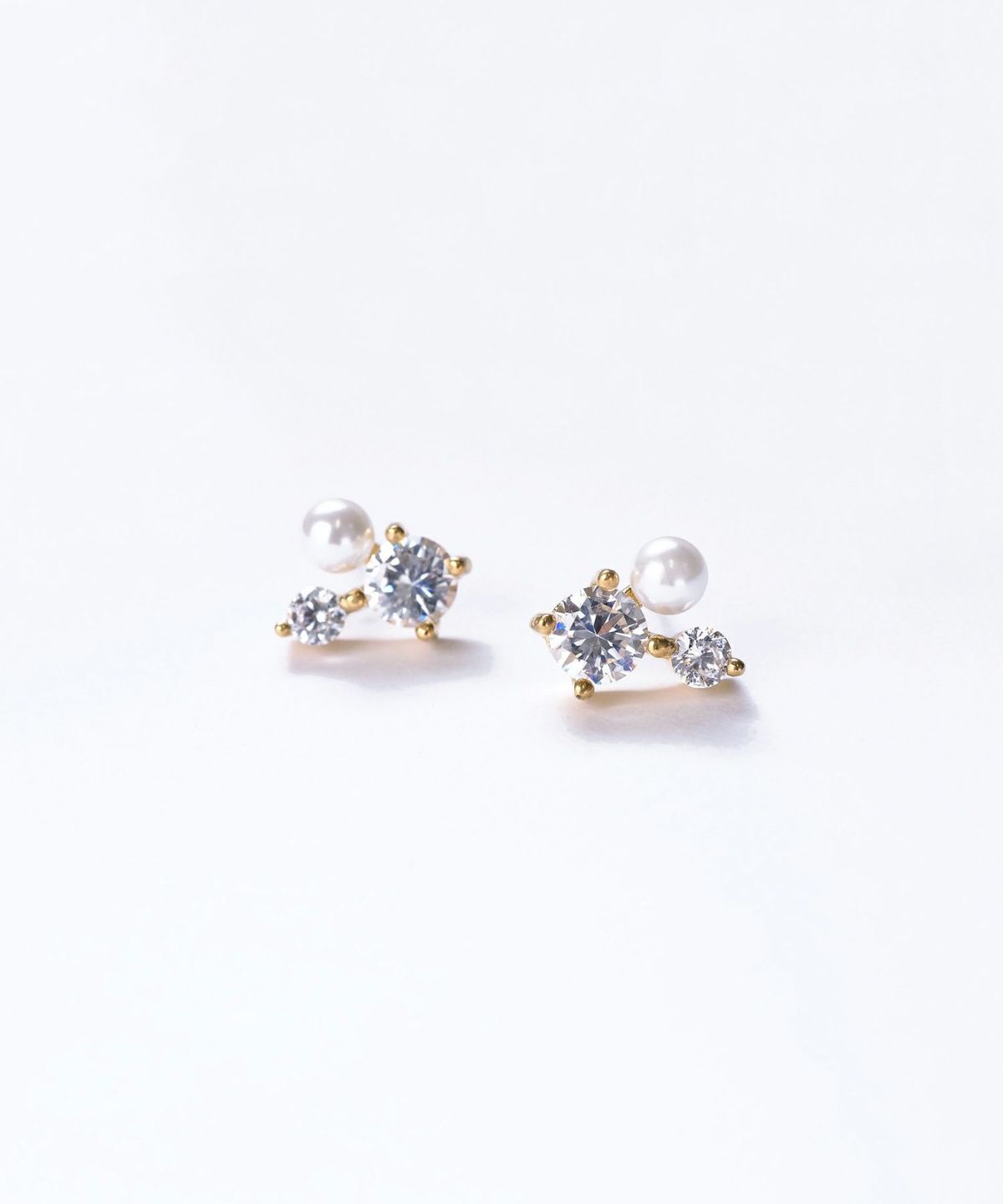 ジルコニアパールサージカルステンレスピアス