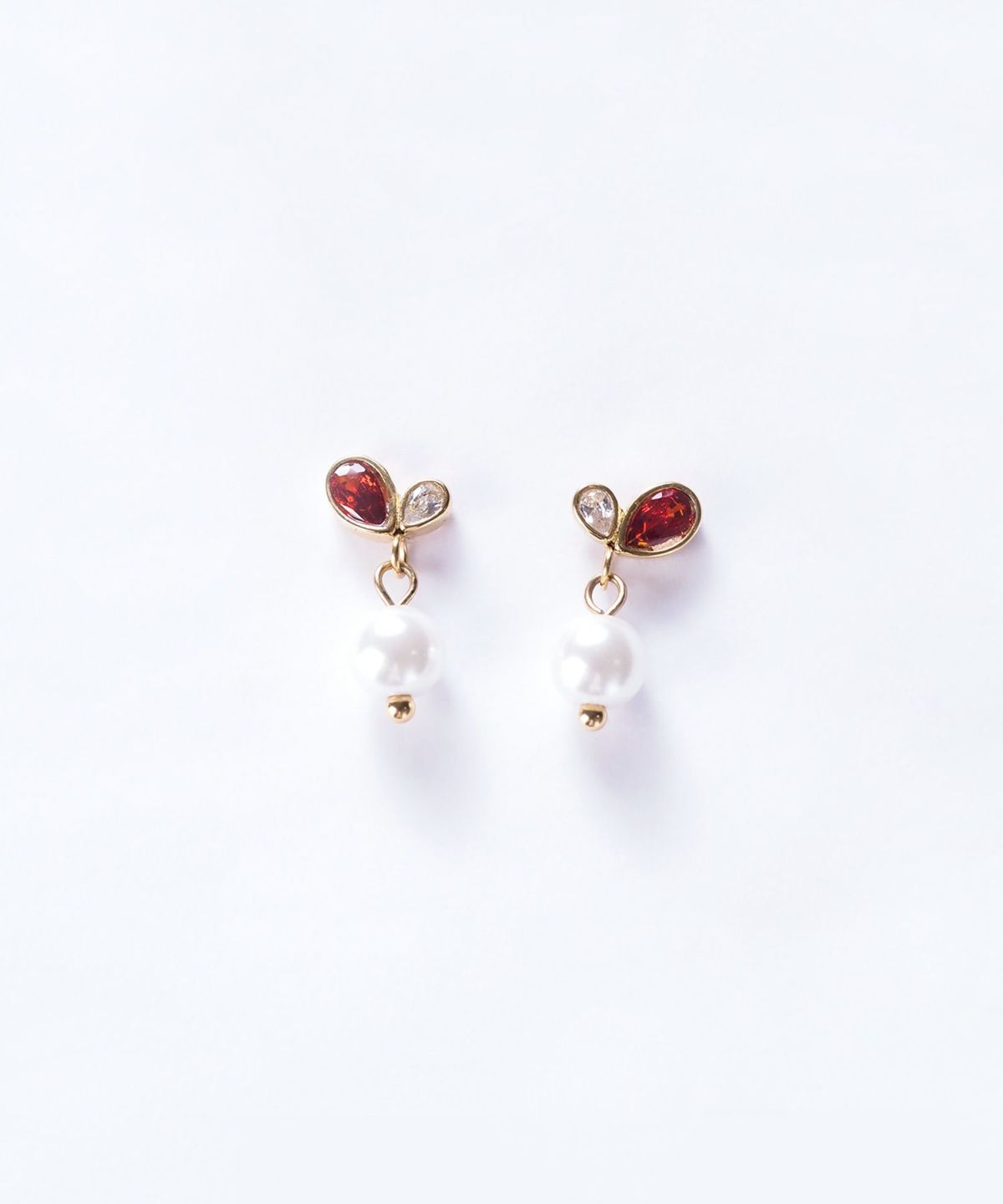 リーフジルコニアサージカルステンレスピアス