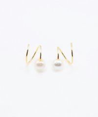 パールスパイラルピアス