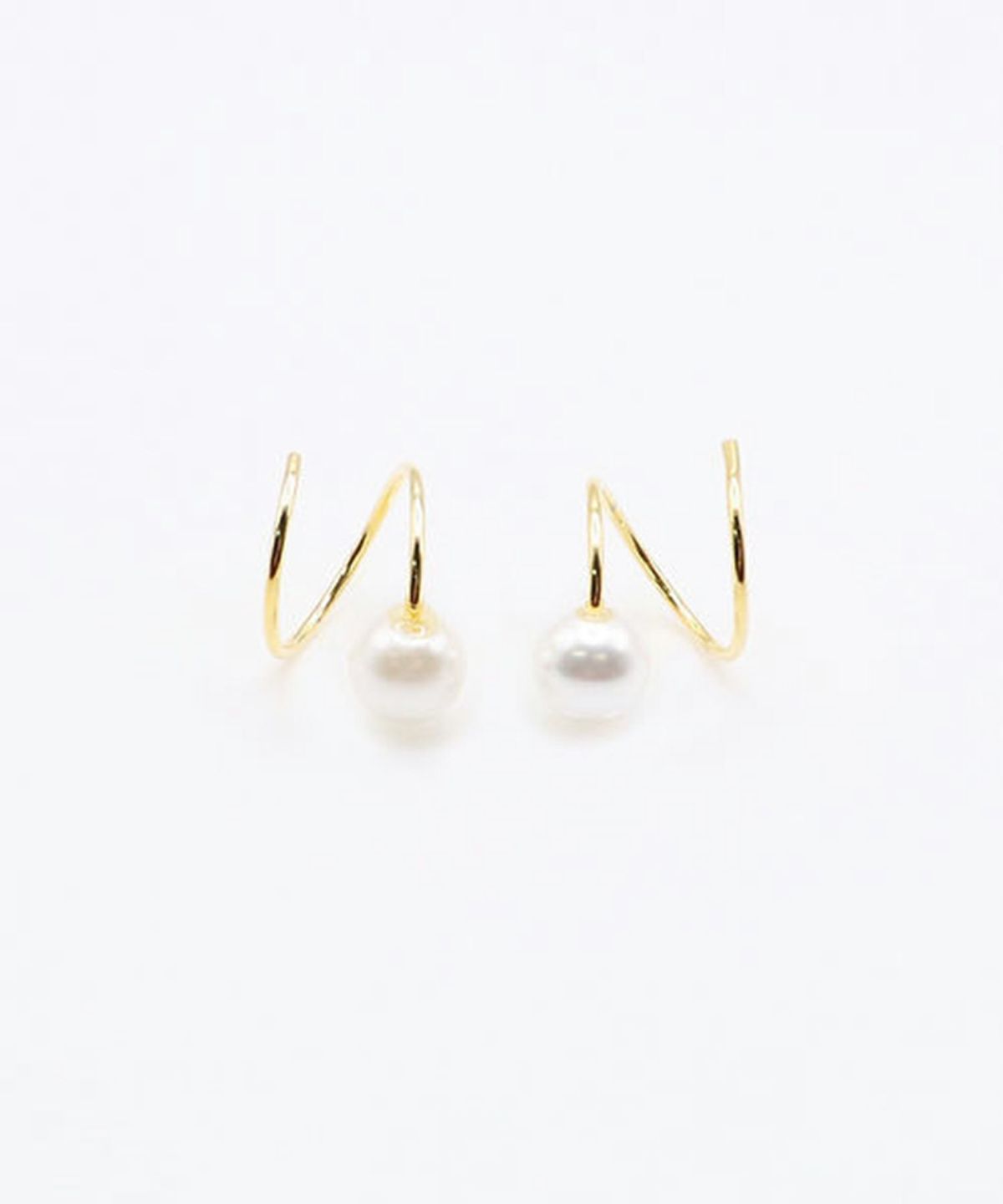 パールスパイラルピアス