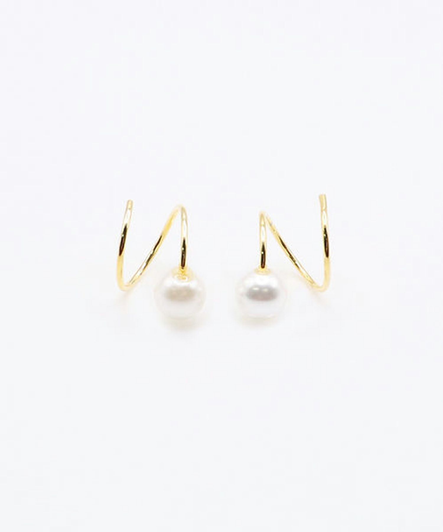 パールスパイラルピアス