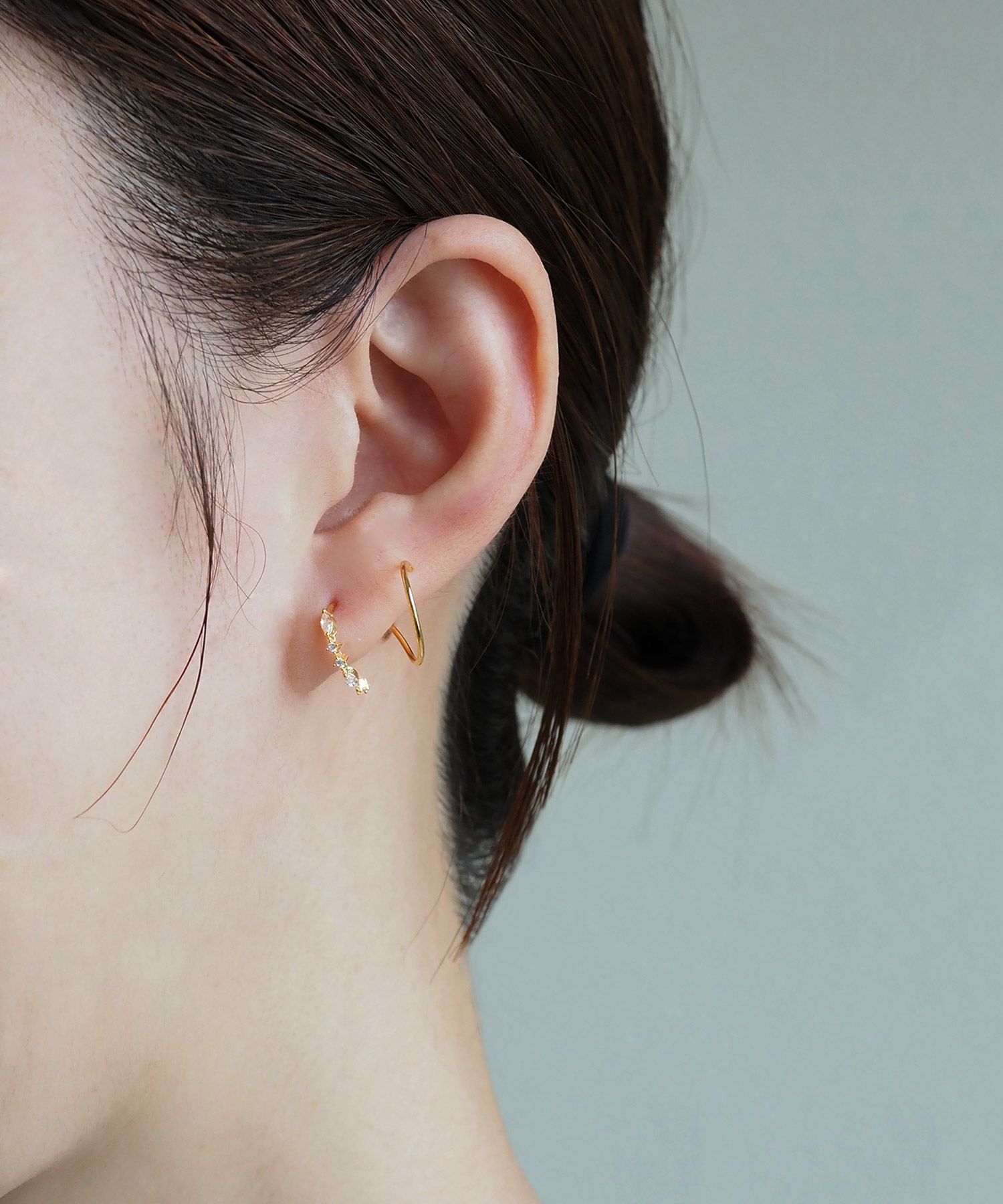 ストレートビジュースパイラルピアス