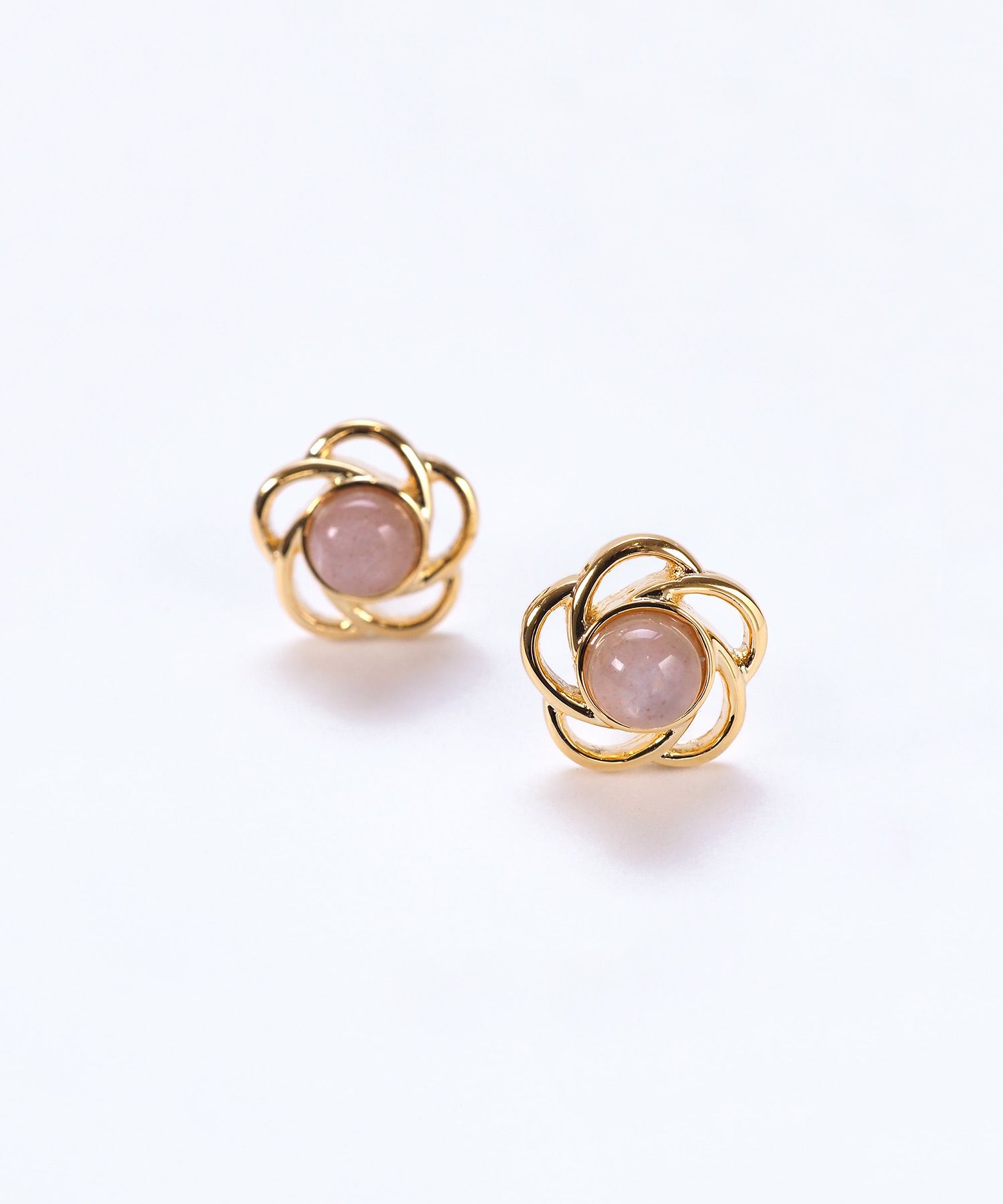 ナチュラルストーンフラワーチタンポストピアス