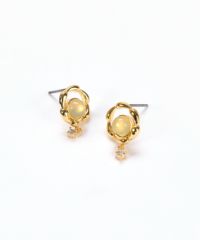ナチュラルストーンリースチタンポストピアス