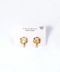 ナチュラルストーンリースチタンポストピアス