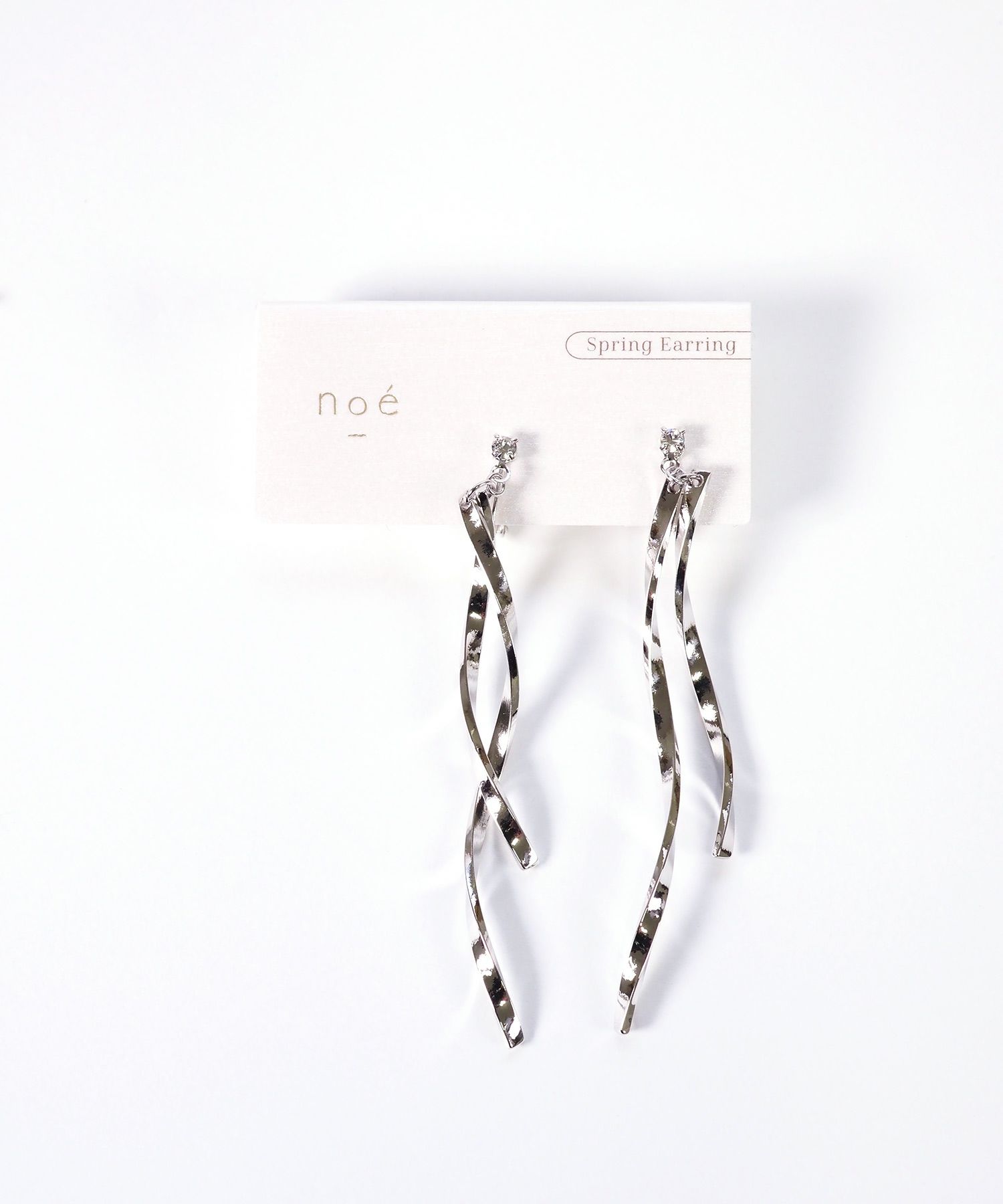 ツイストウェーブバーIMFスプリングイヤリング