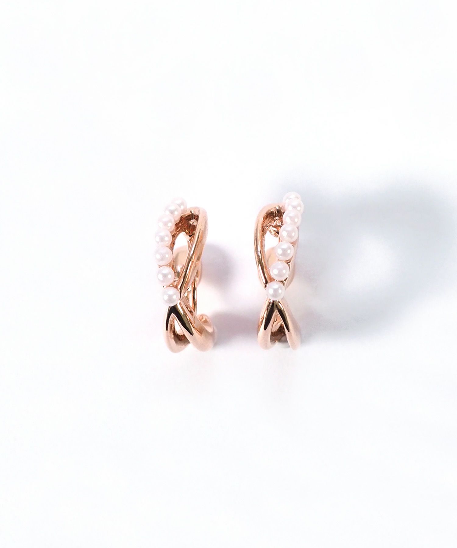 パールクロスフープノンホールイヤリング