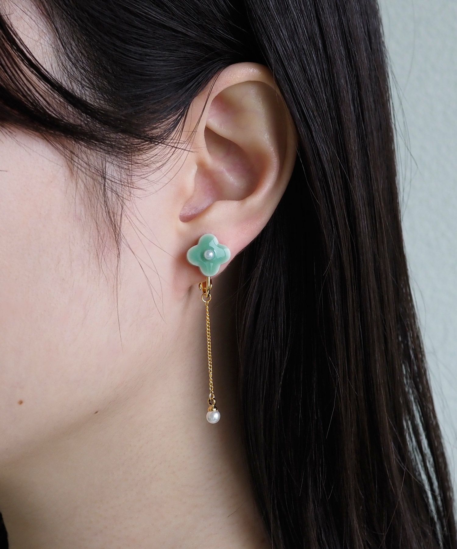 美濃焼陶器小花パール×チェーンイヤリング【MIKELO】