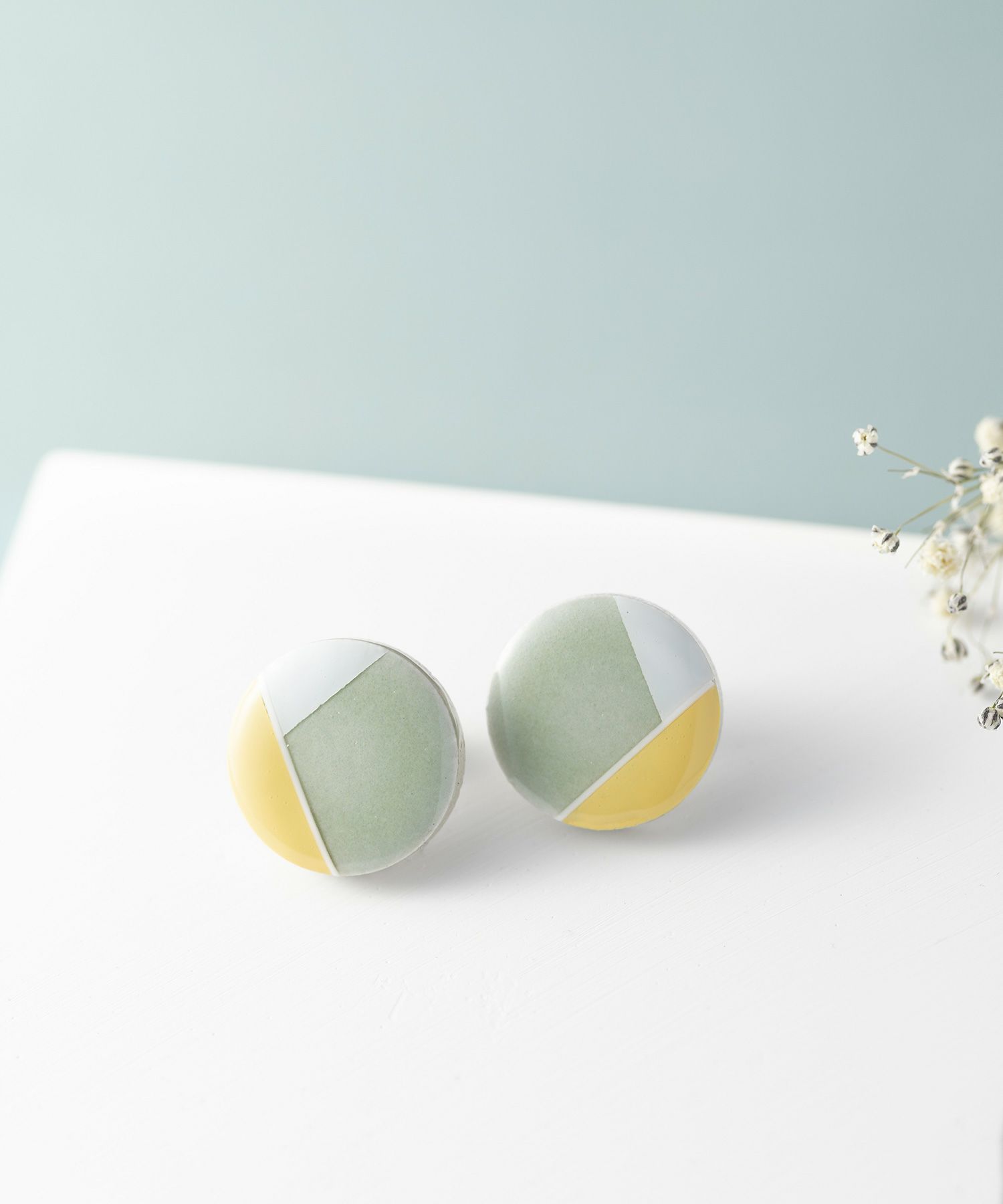 美濃焼陶器モダンラインチタンポストピアス【MIKELO】