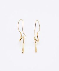 ニュアンスカーブフックサージカルステンレスピアス