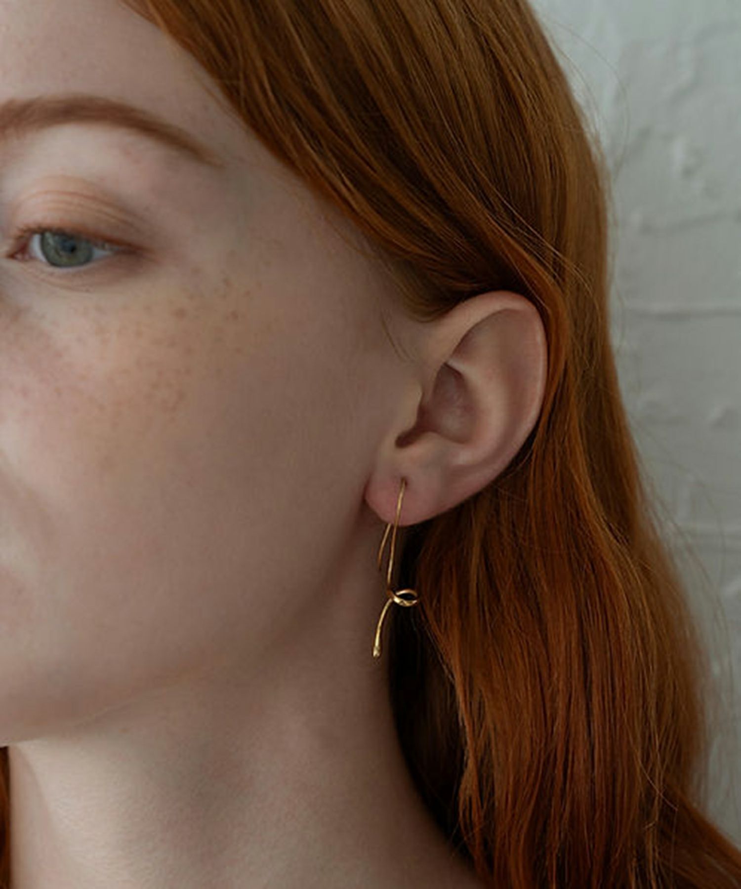 ニュアンスカーブフックサージカルステンレスピアス