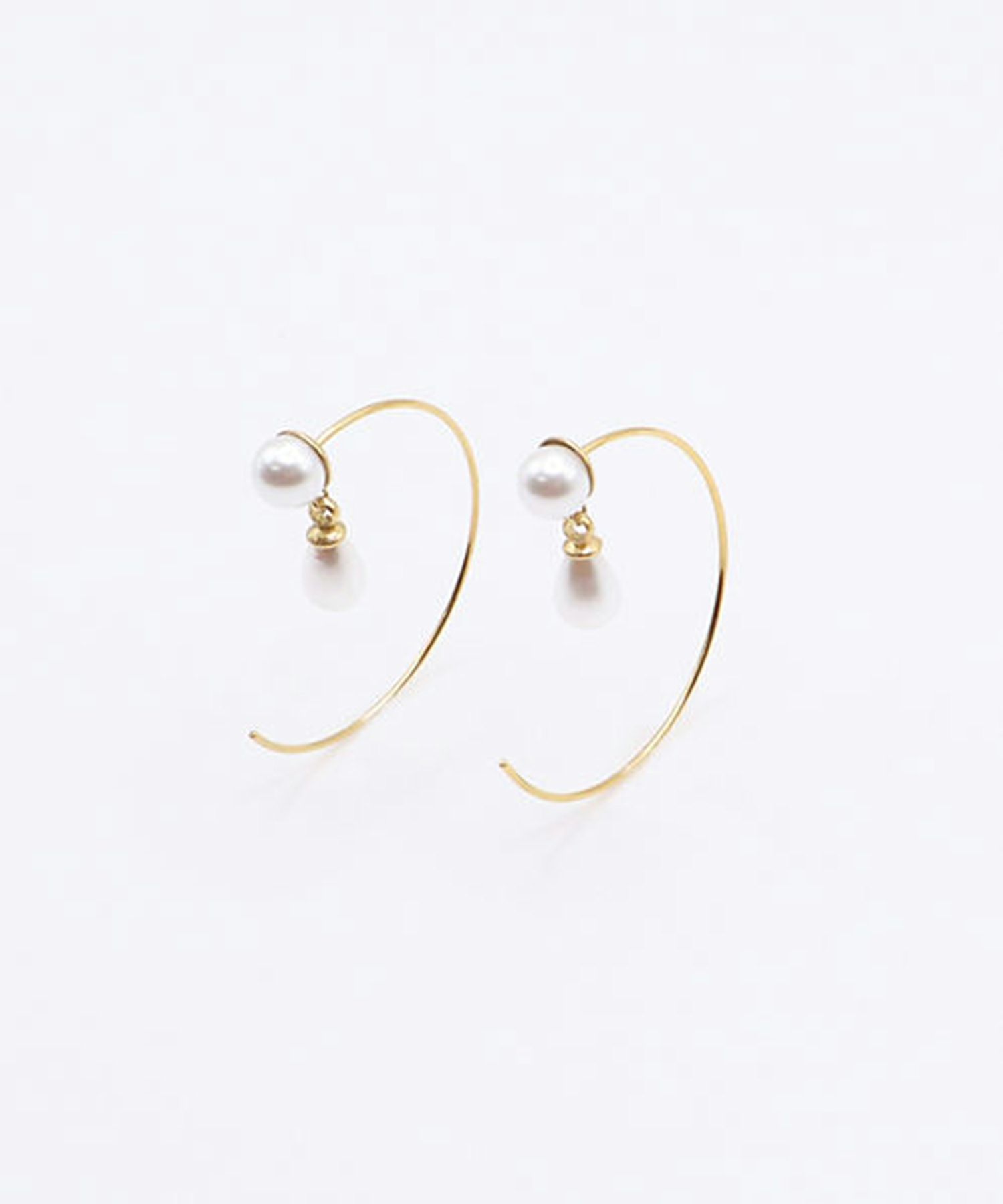 ラウンドパールフックサージカルステンレスピアス