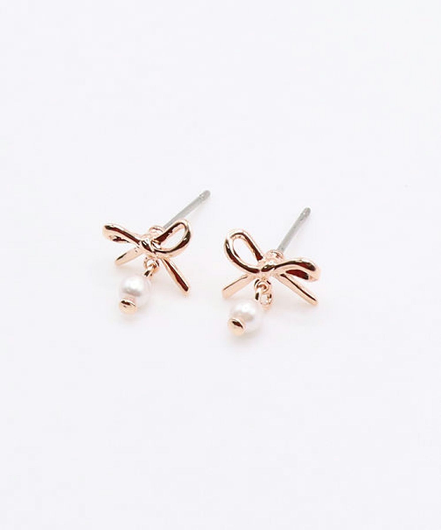 プチリボンチタンポストピアス