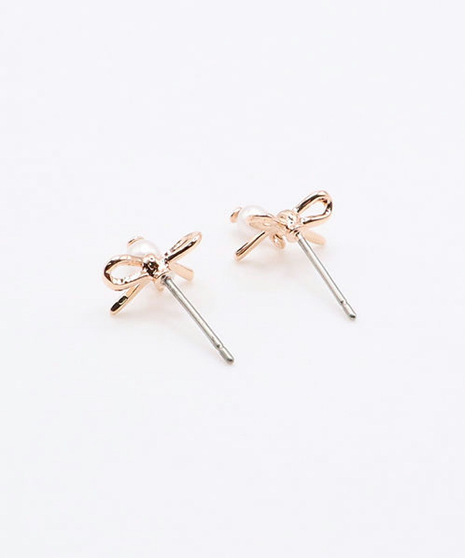 プチリボンチタンポストピアス