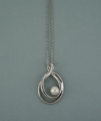 磨き貝パールシズクロングネックレス【JUNO PREMIUM】