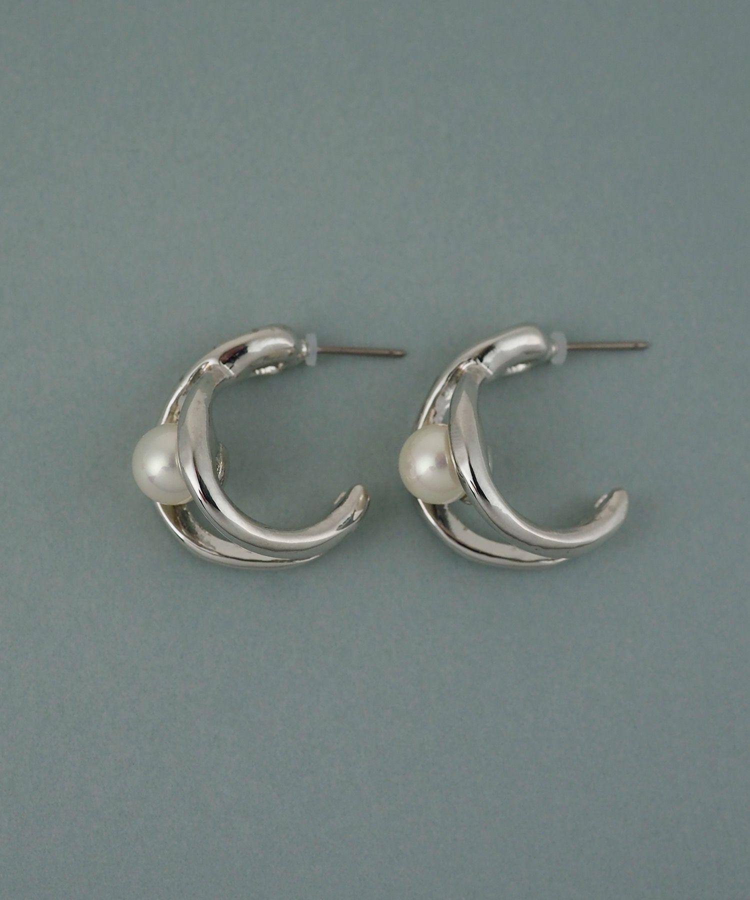 磨き貝パールヒネリフープチタンポストピアス【JUNO PREMIUM】