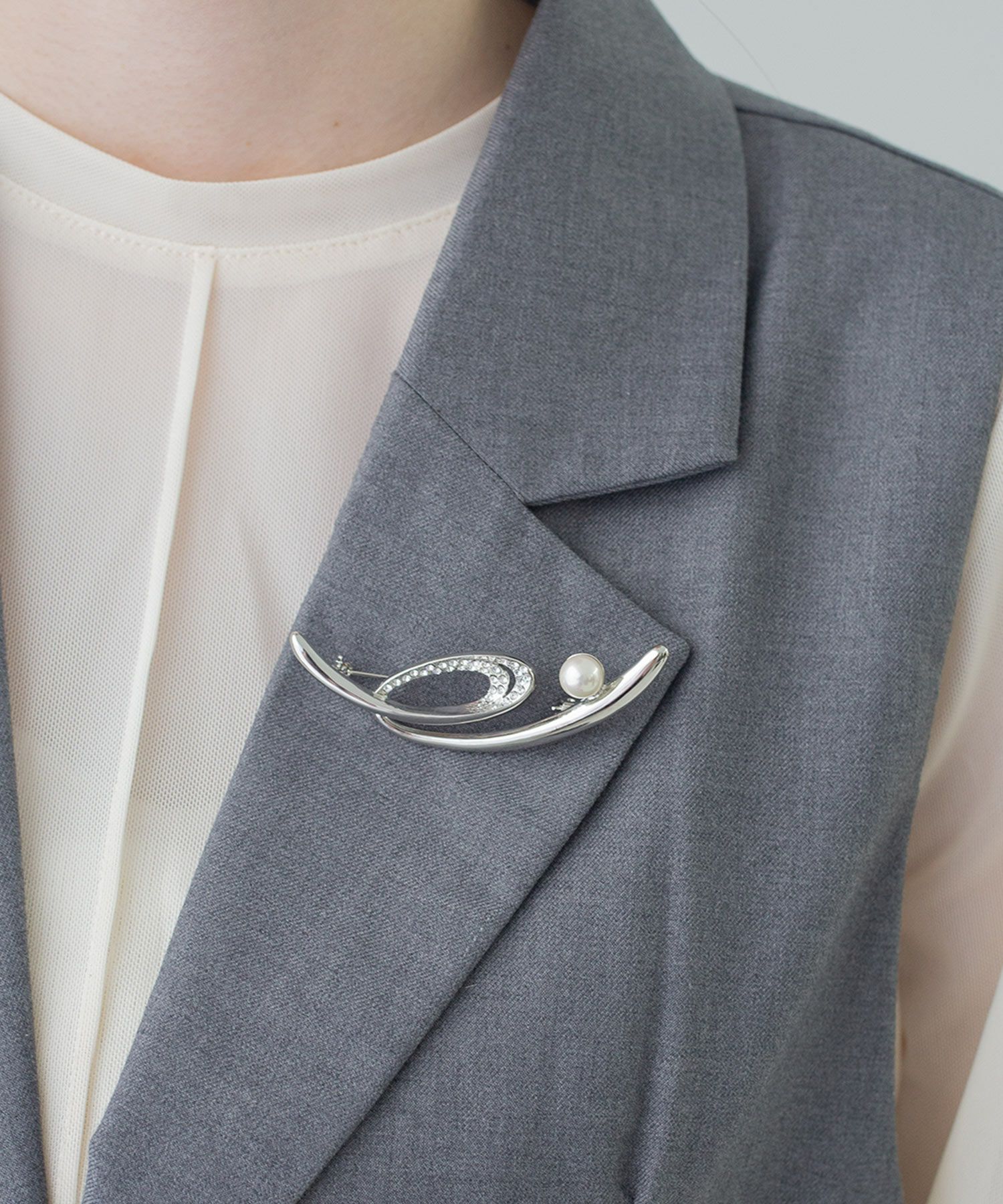 磨き貝パールニュアンスラインブローチ【JUNO PREMIUM】