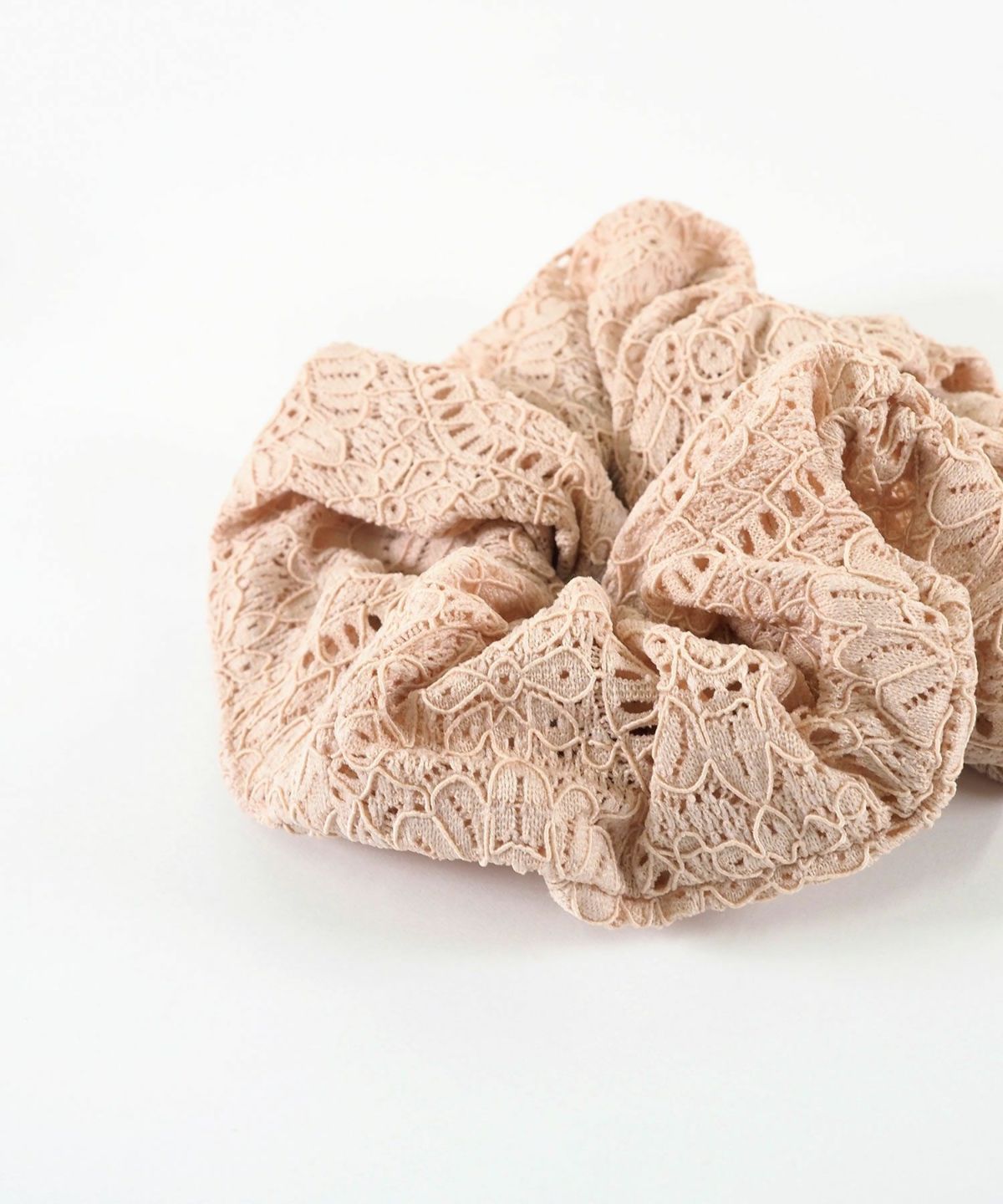 パンチングレースシュシュ