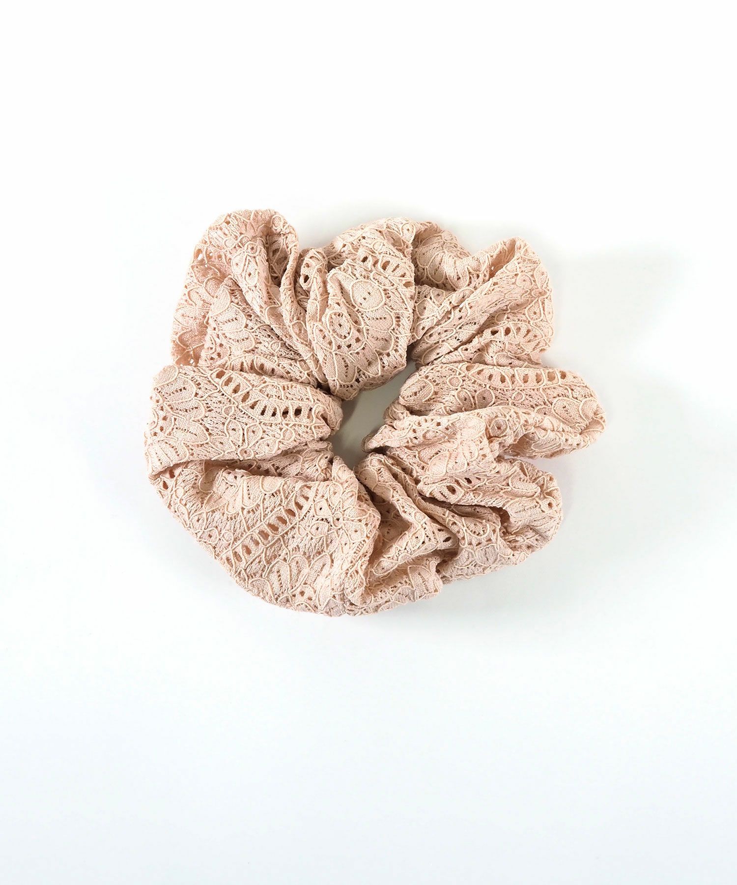 パンチングレースシュシュ