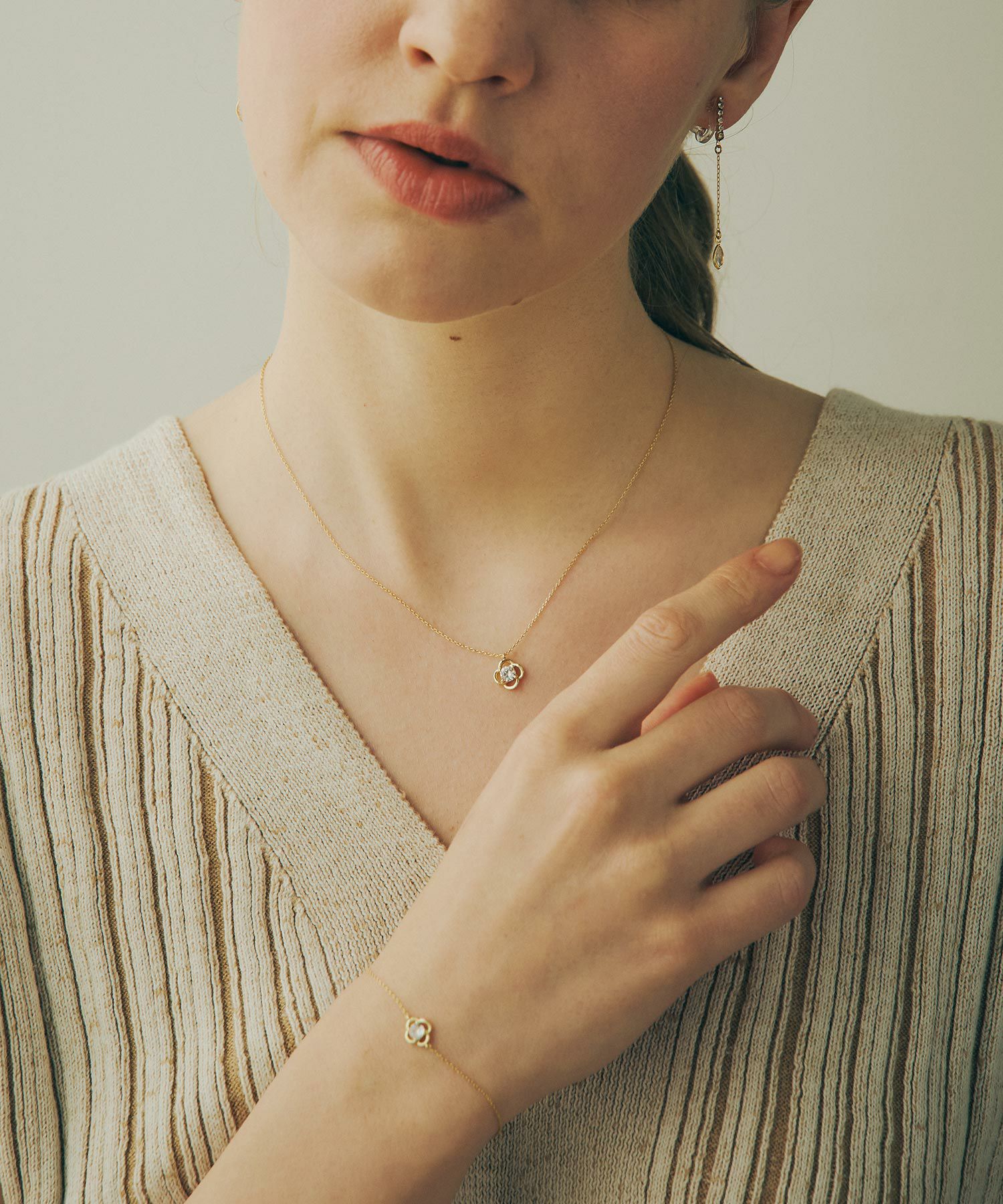 フラワーストーンプチペンダント【MUK】