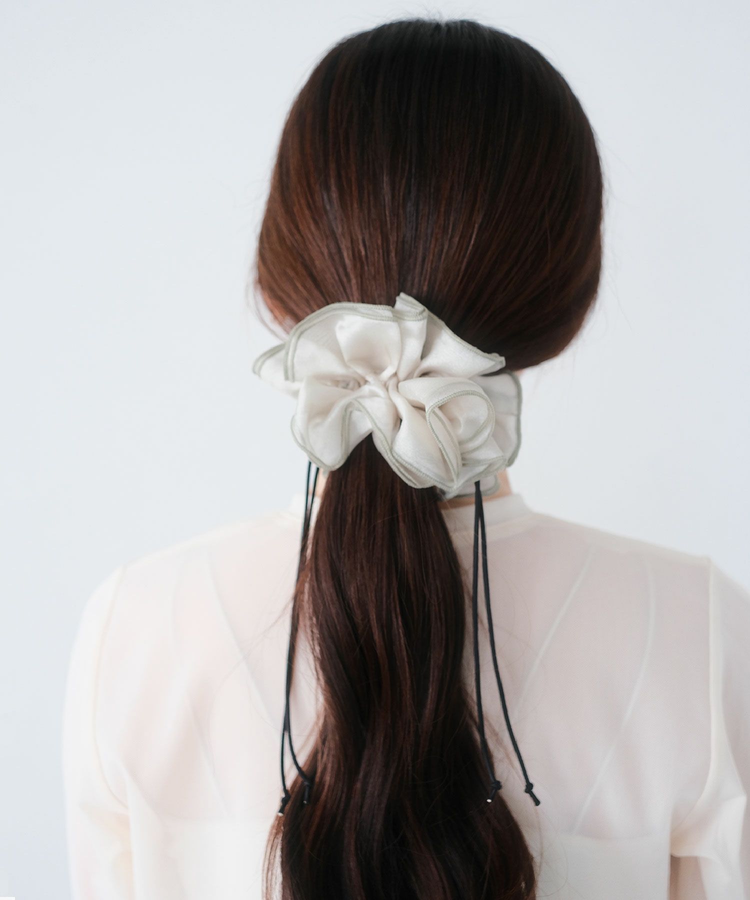 オーガンジードローコードシュシュ