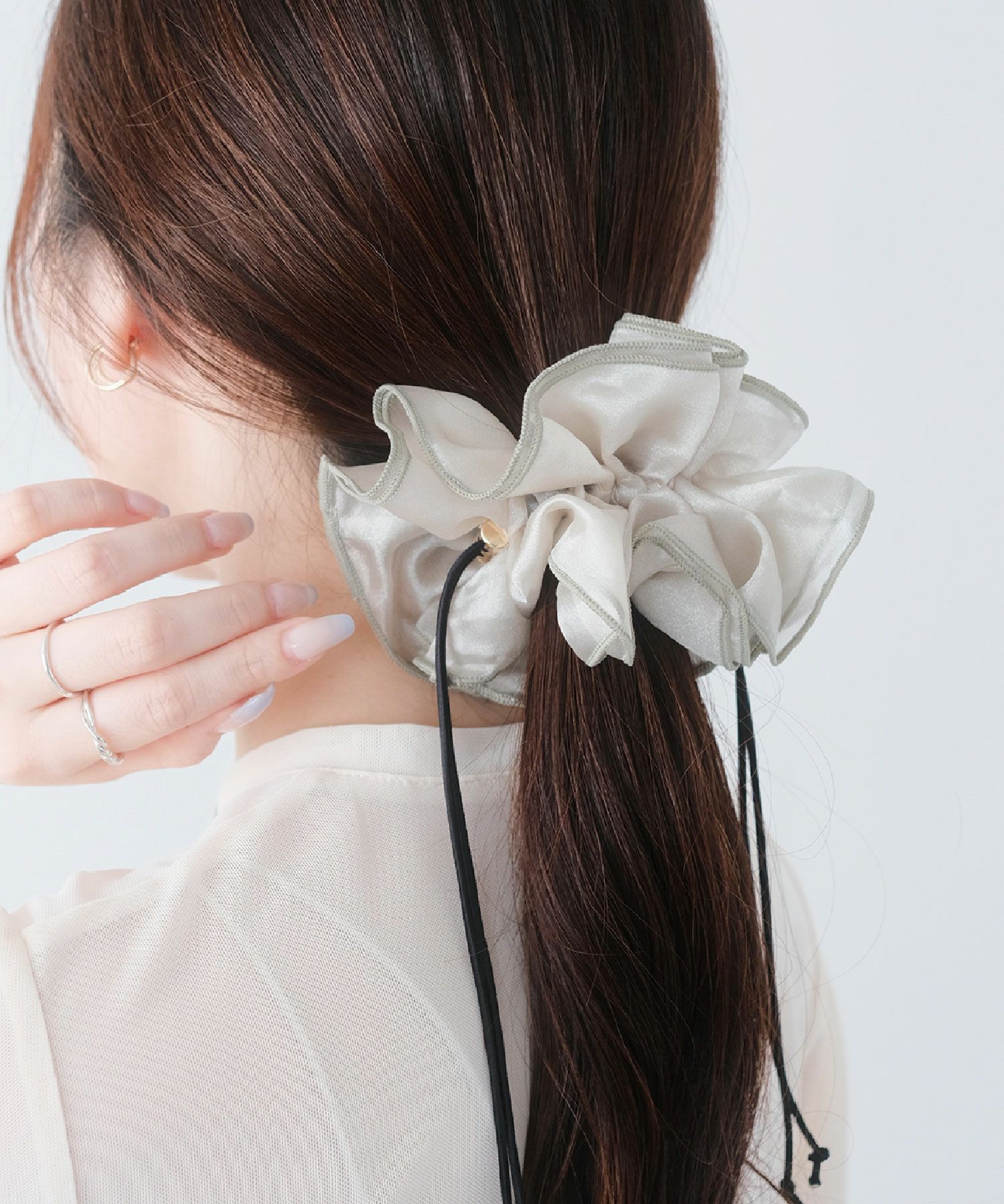 オーガンジードローコードシュシュ