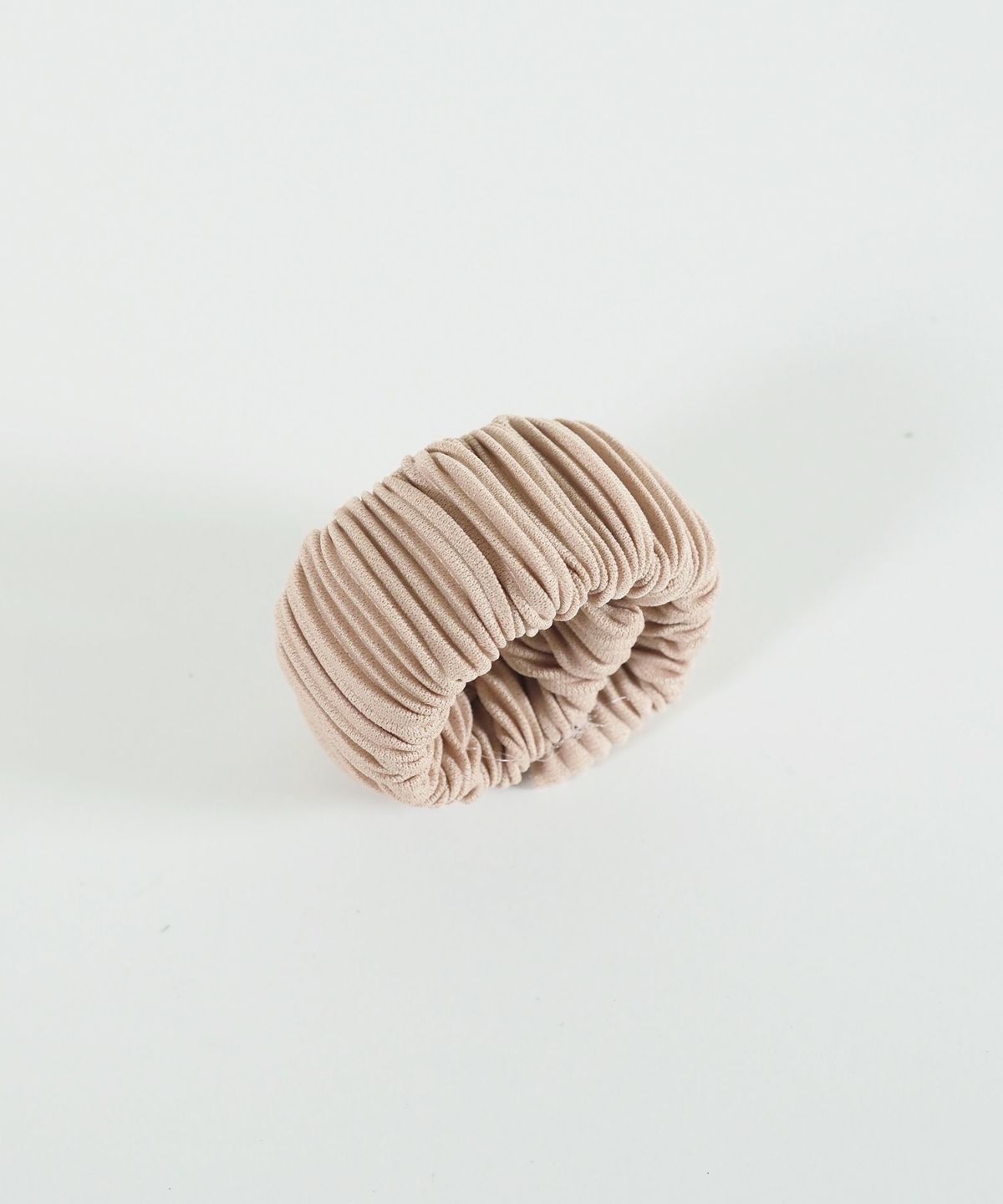 くるっとまきつくプリーツシュフィー