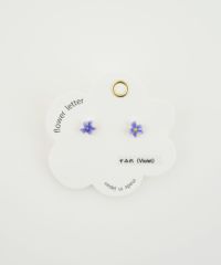 フラワーレターチタンポストピアス