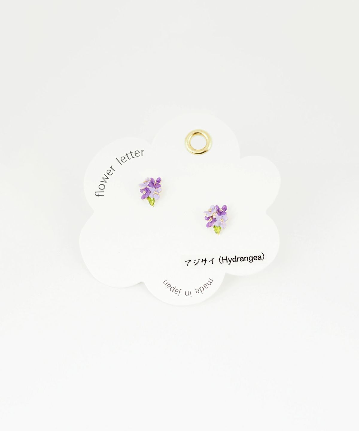 フラワーレターチタンポストピアス【Zoule】