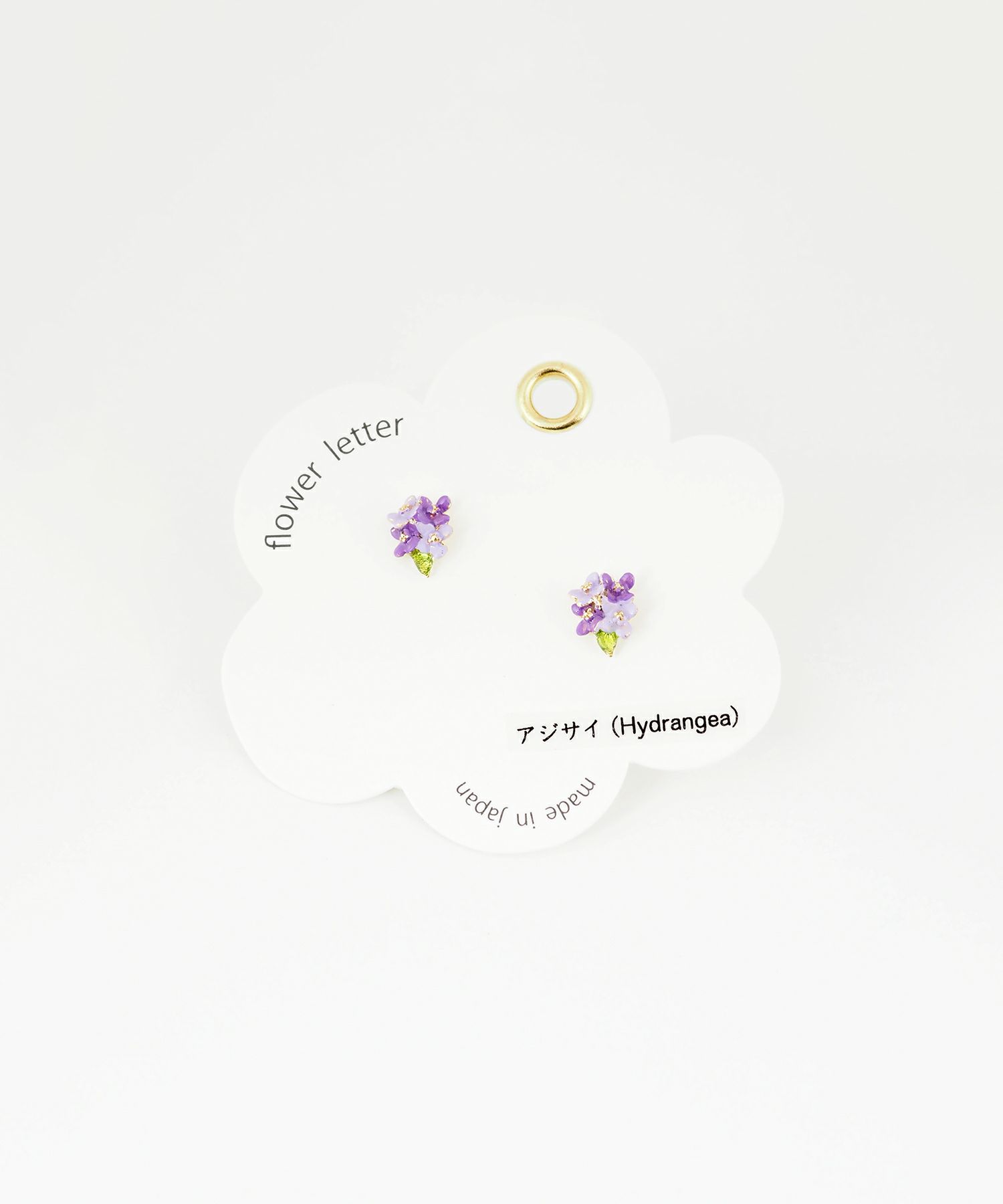 フラワーレターチタンポストピアス【Zoule】