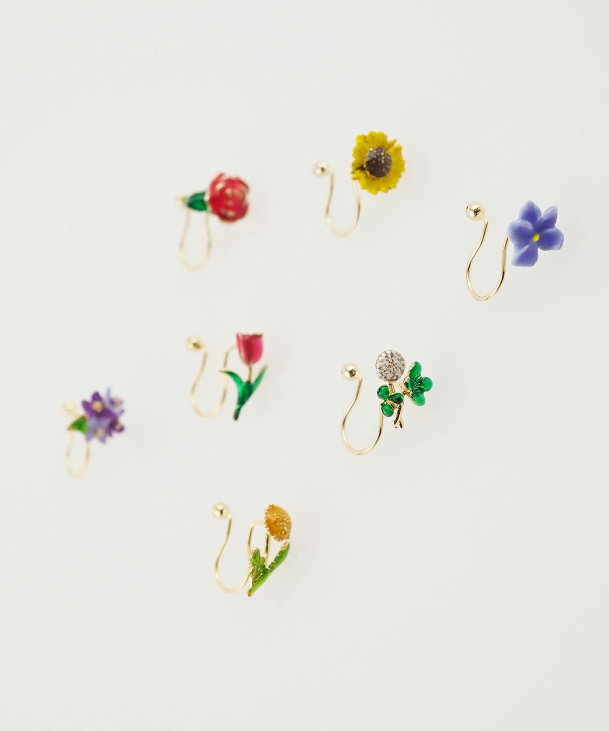 フラワーレターイヤリング