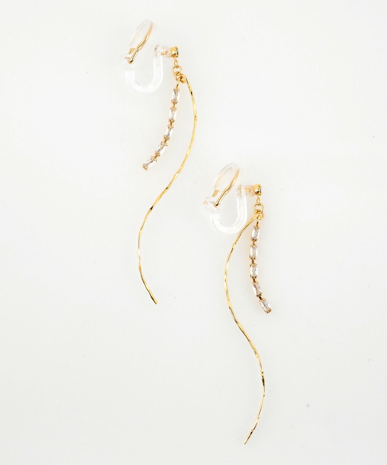 ツイストラインストーンアクリアクリップイヤリング