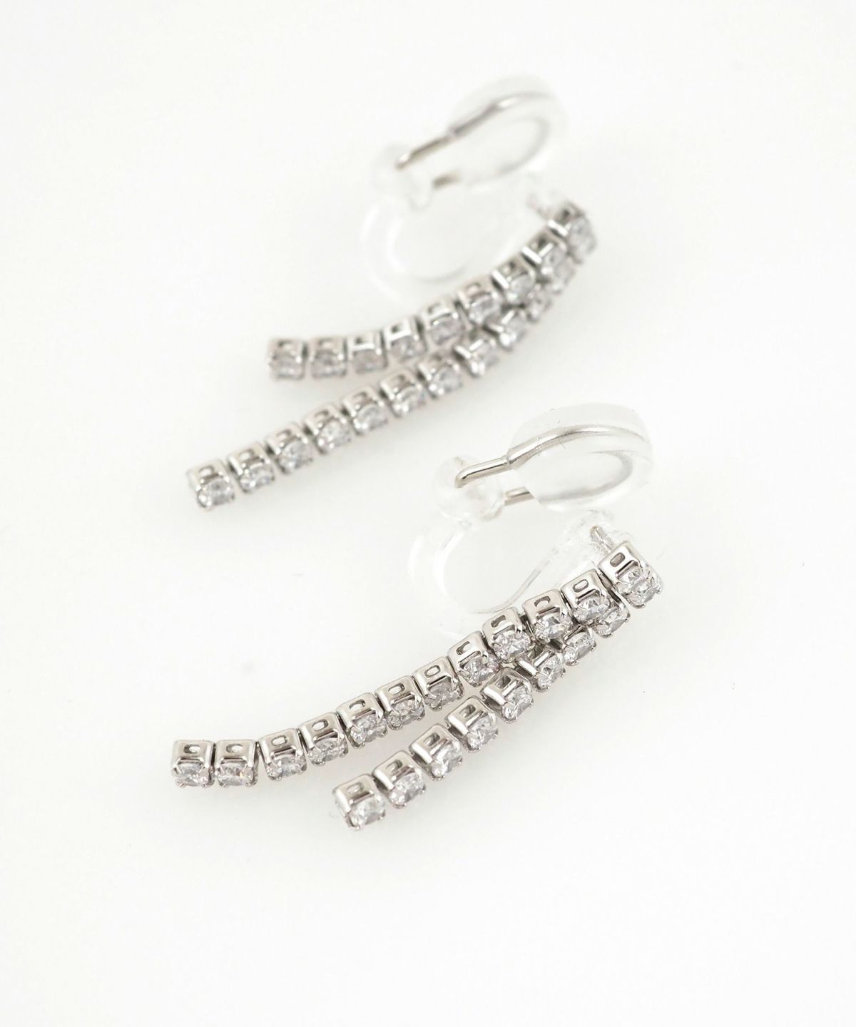 ダブルラインアクリアクリップイヤリング