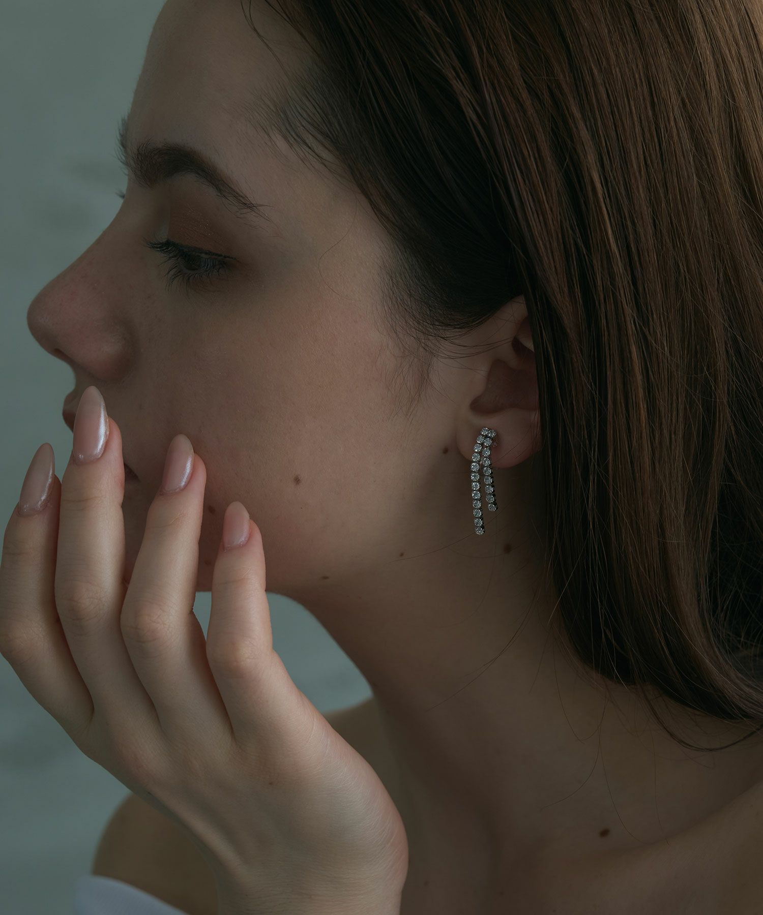 ダブルラインアクリアクリップイヤリング