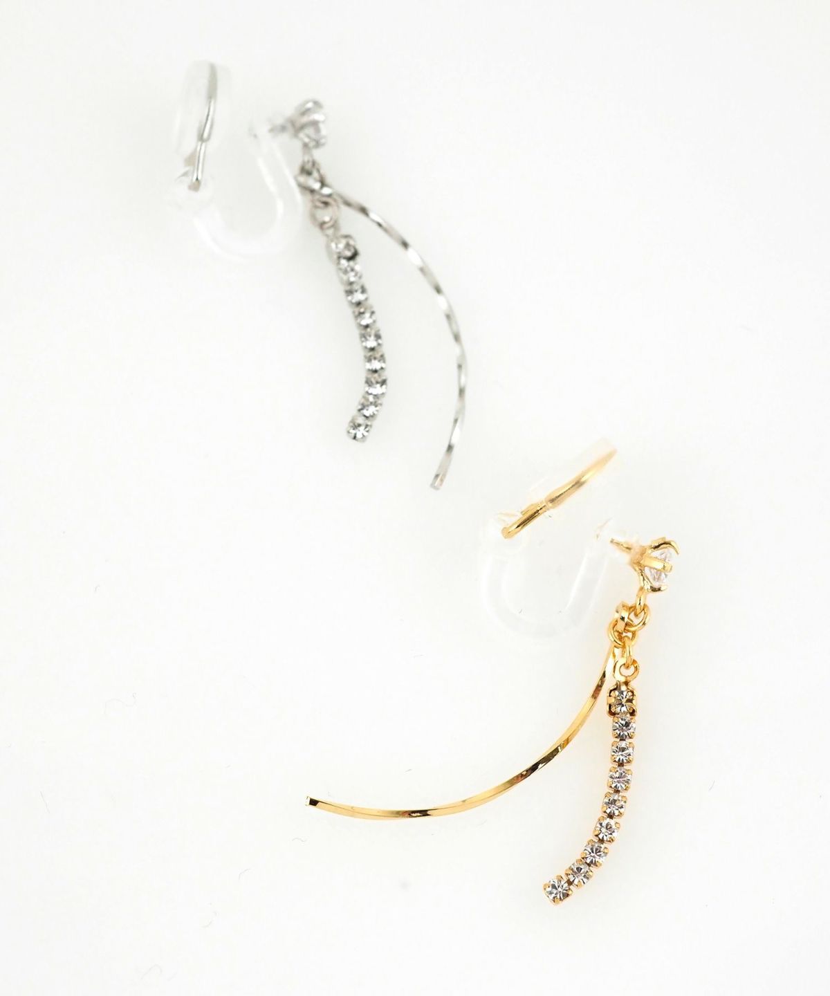 カーブラインストーンアクリアクリップイヤリング