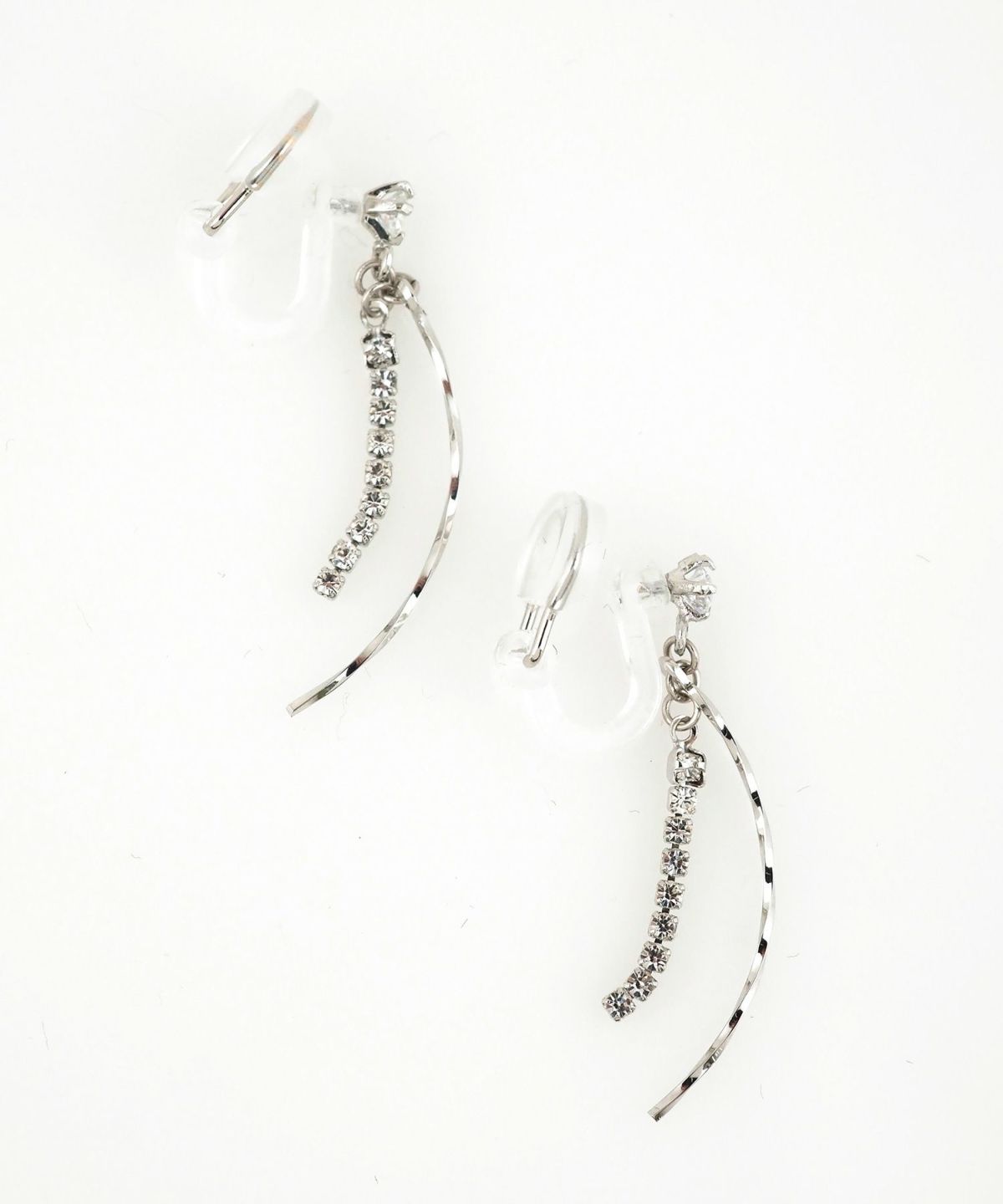 カーブラインストーンアクリアクリップイヤリング