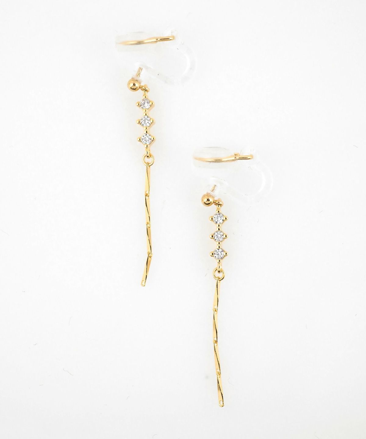 トリプルチェーンアクリアクリップイヤリング