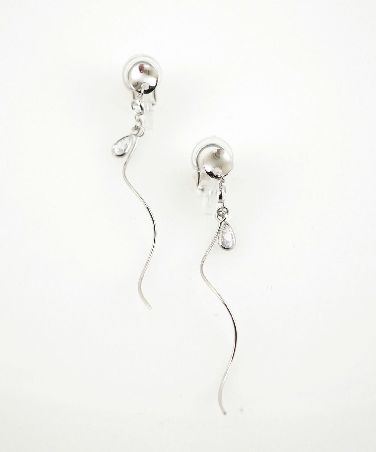 ドロップツイストアクリアクリップイヤリング