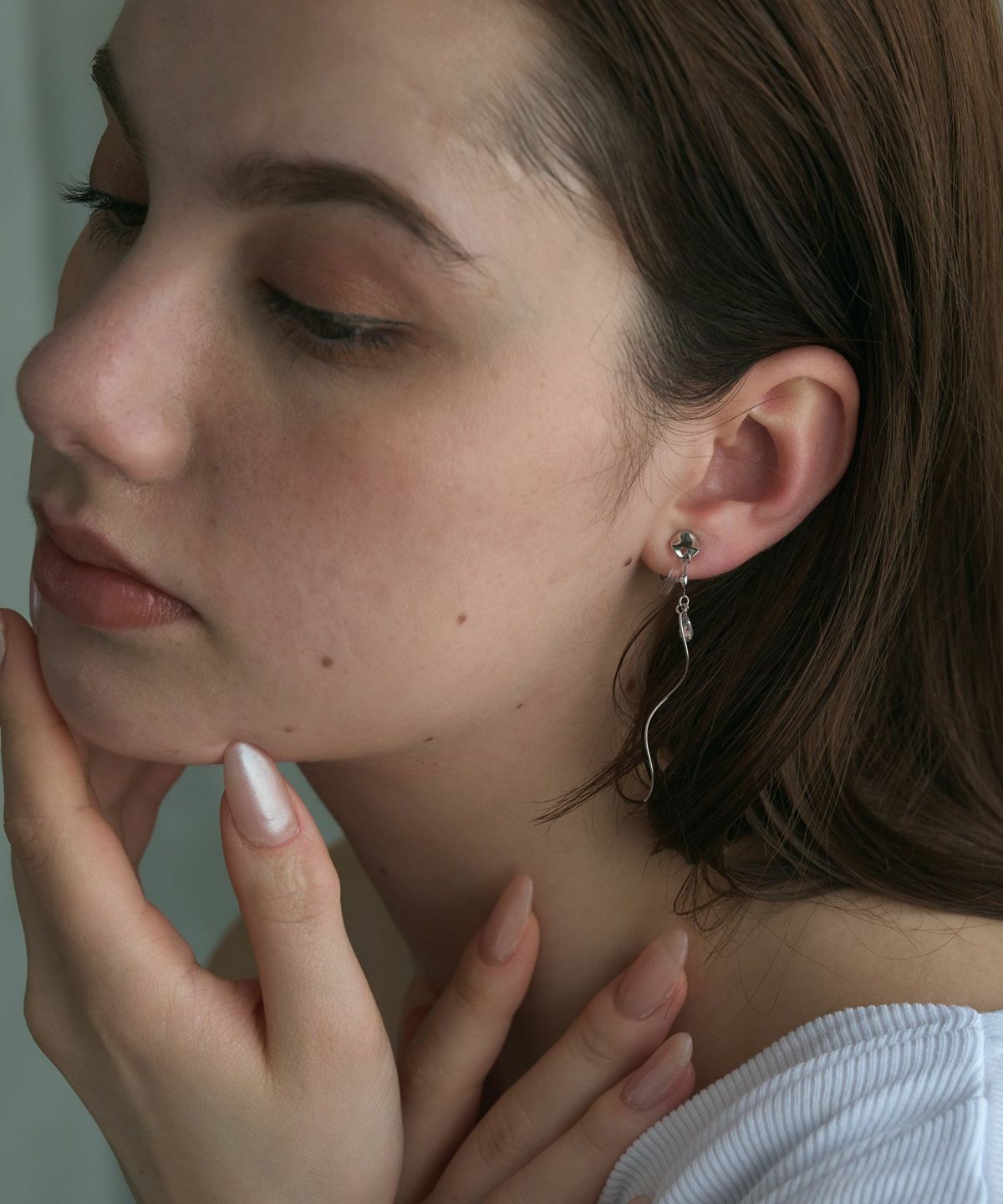 ドロップツイストクリアクリップイヤリング | 【公式】MUK ONLINE SHOP