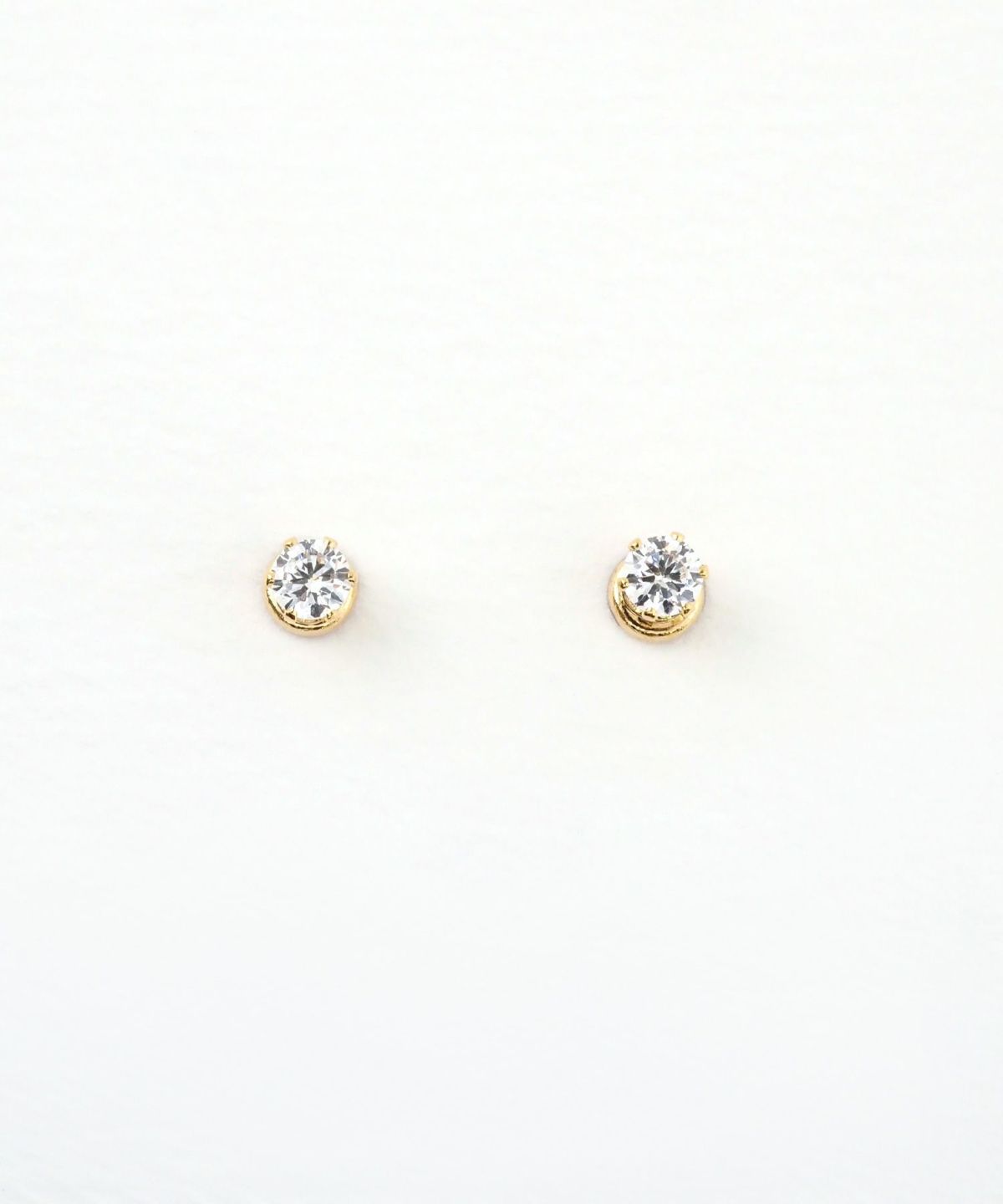 一粒キュービックマグネットイヤリング