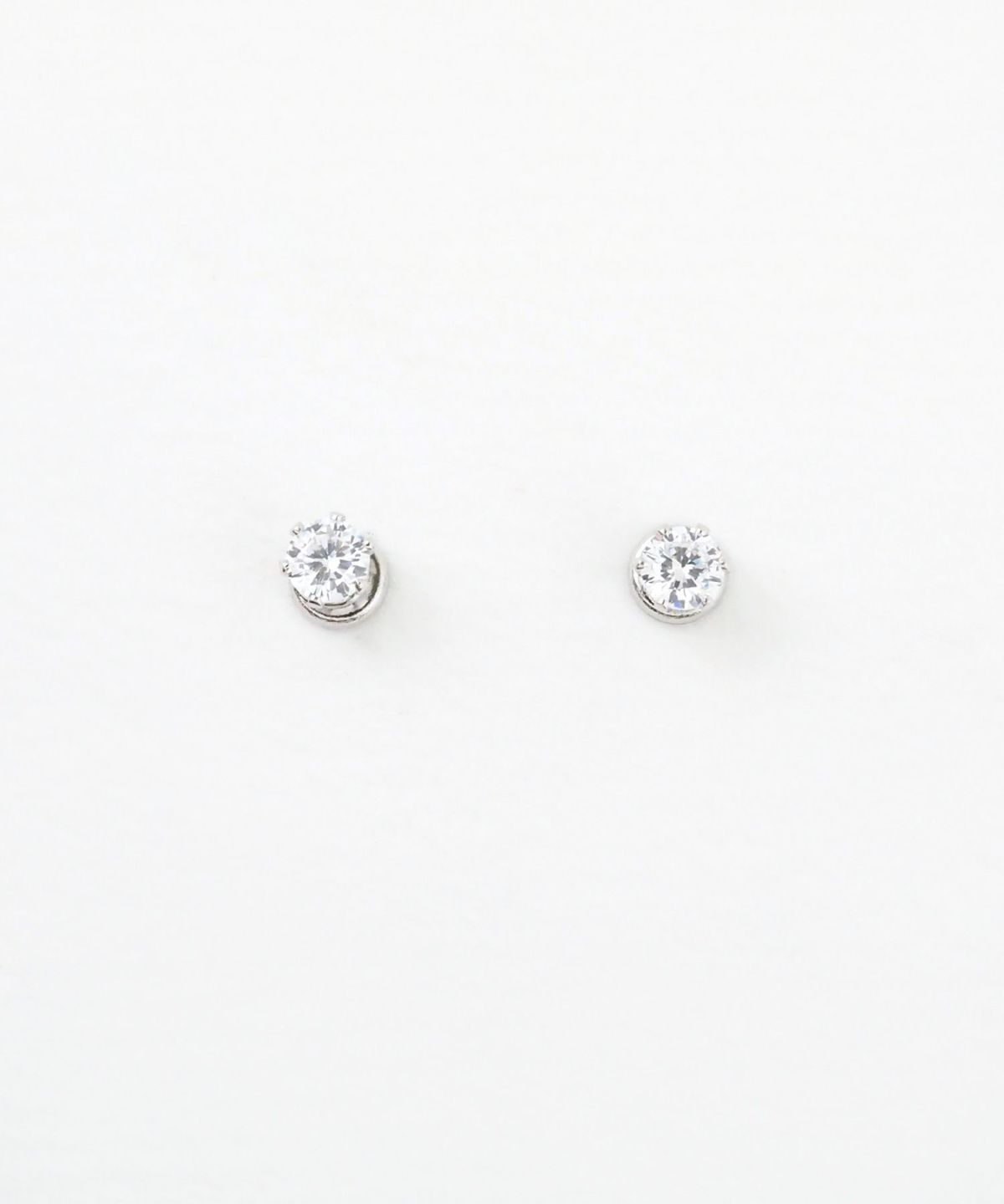 一粒キュービックマグネットイヤリング