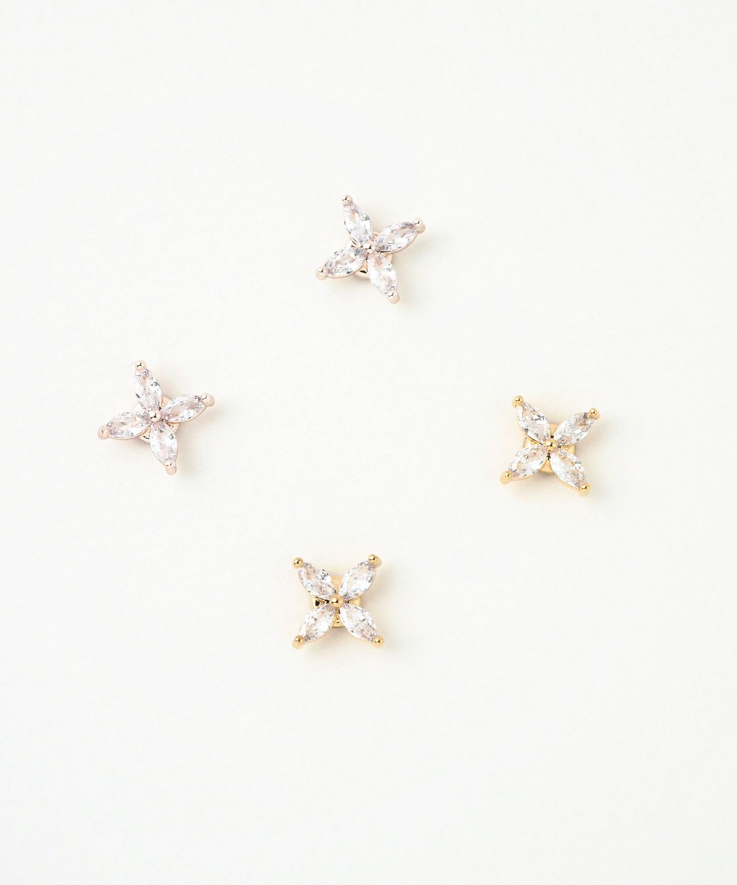 キュービックフラワーマグネットイヤリング