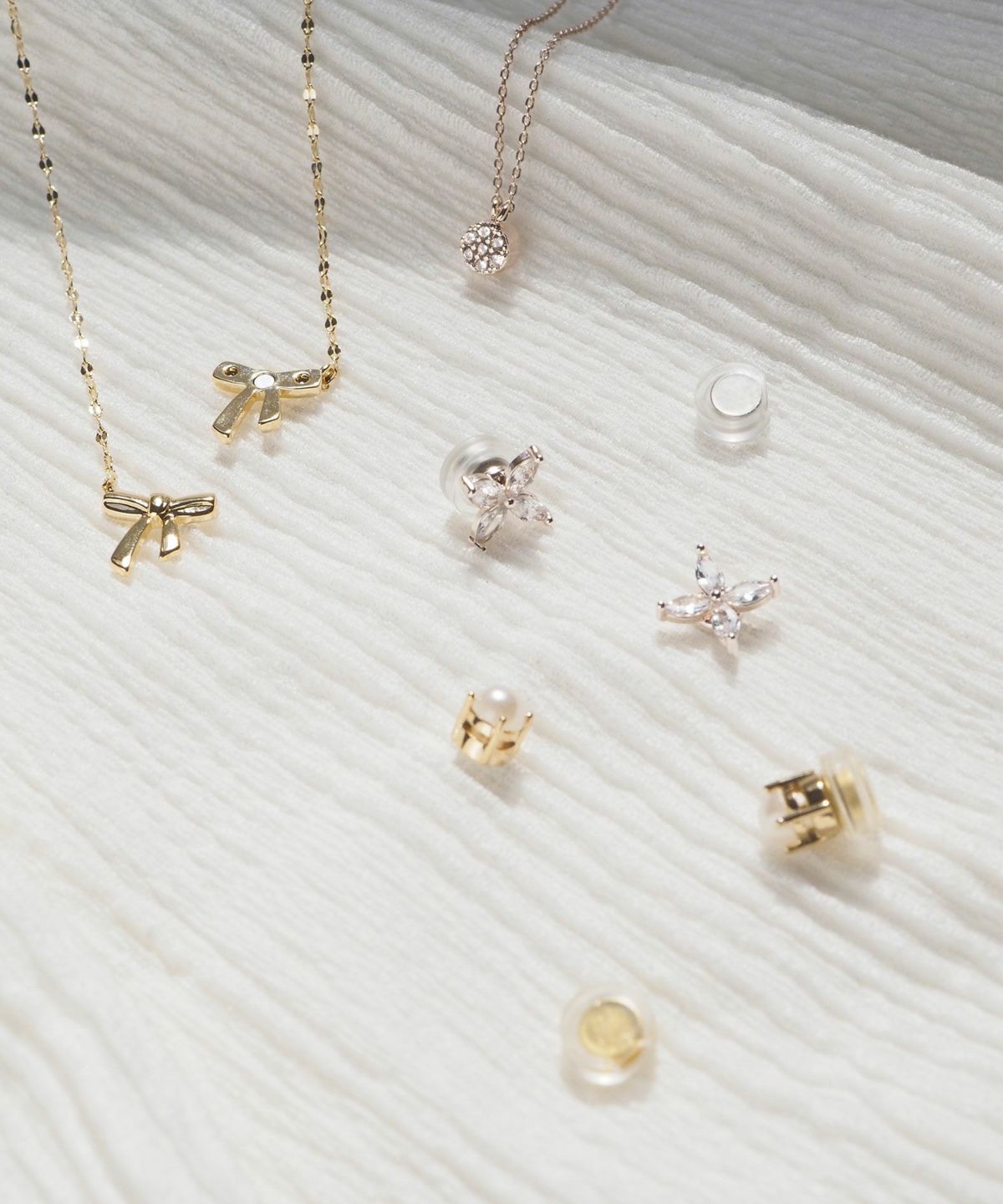 キュービックフラワーマグネットイヤリング