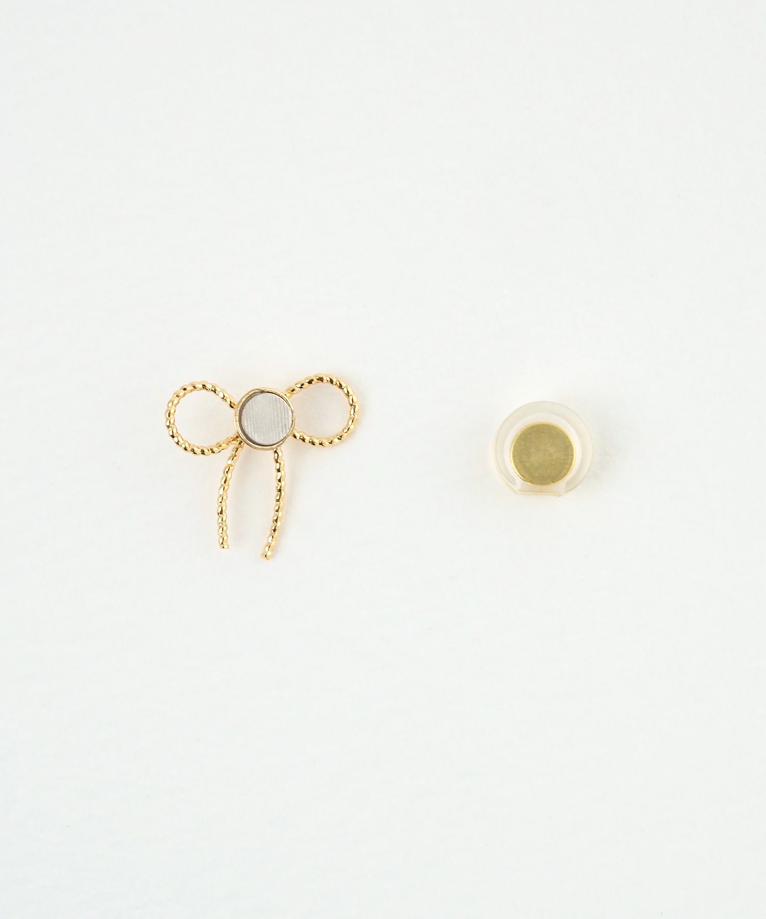 ラインリボンマグネットイヤリング