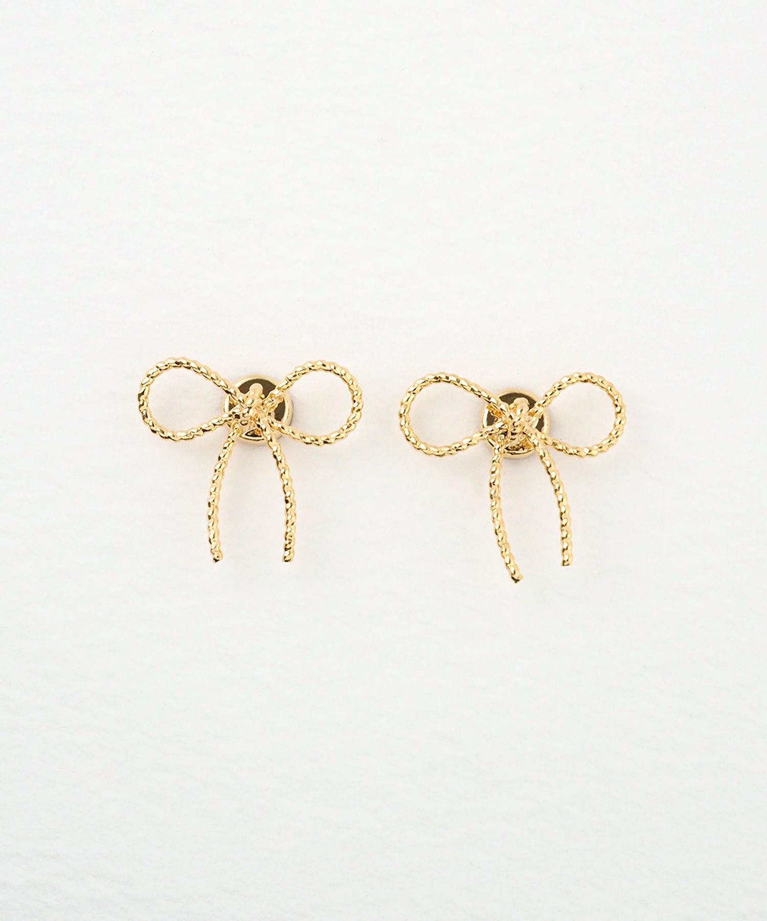 ラインリボンマグネットイヤリング