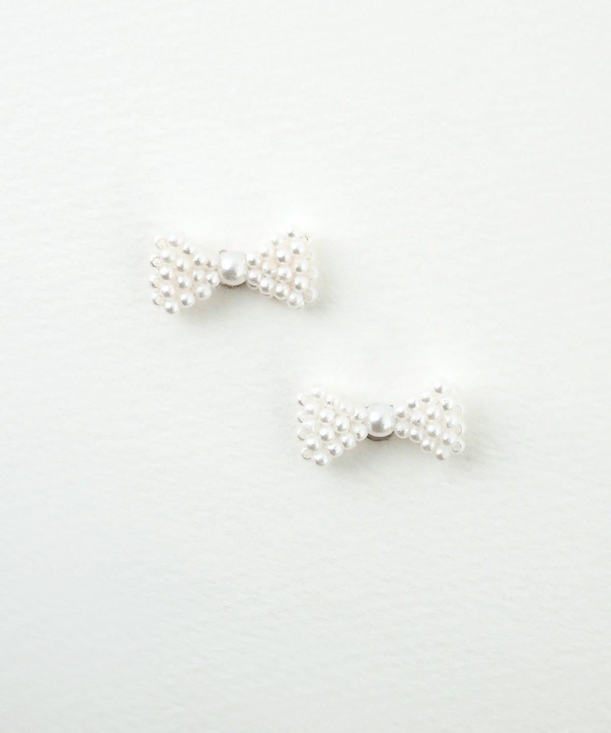 パールデザインマグネットイヤリング
