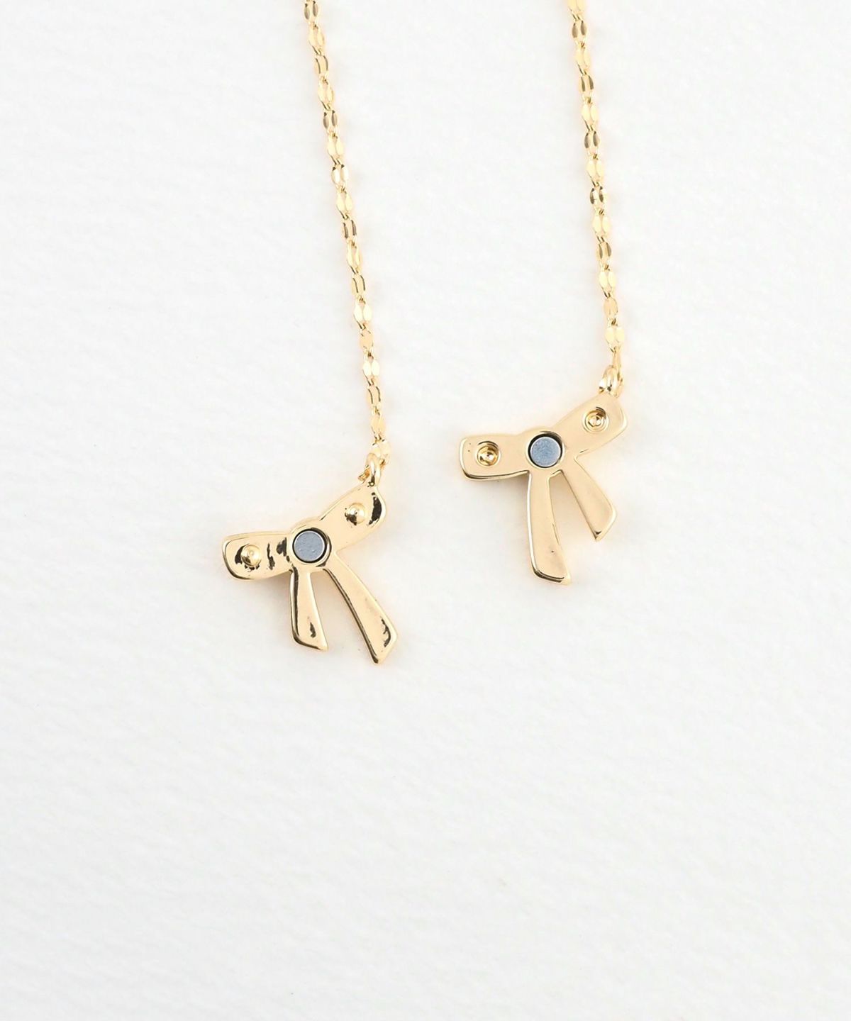 リボンマグネットネックレス