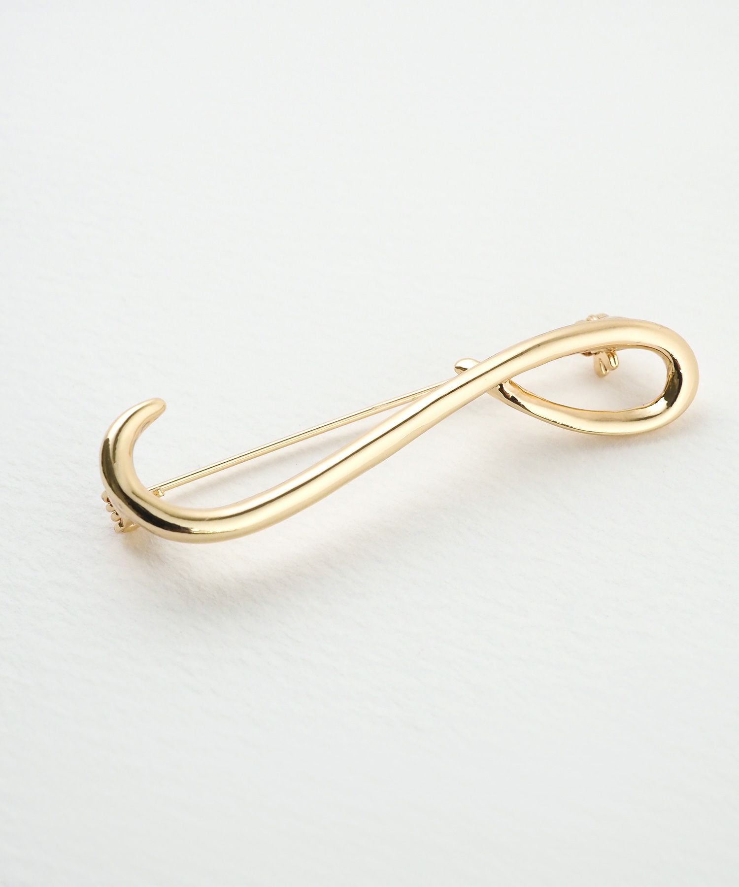 ニュアンスツイストブローチ