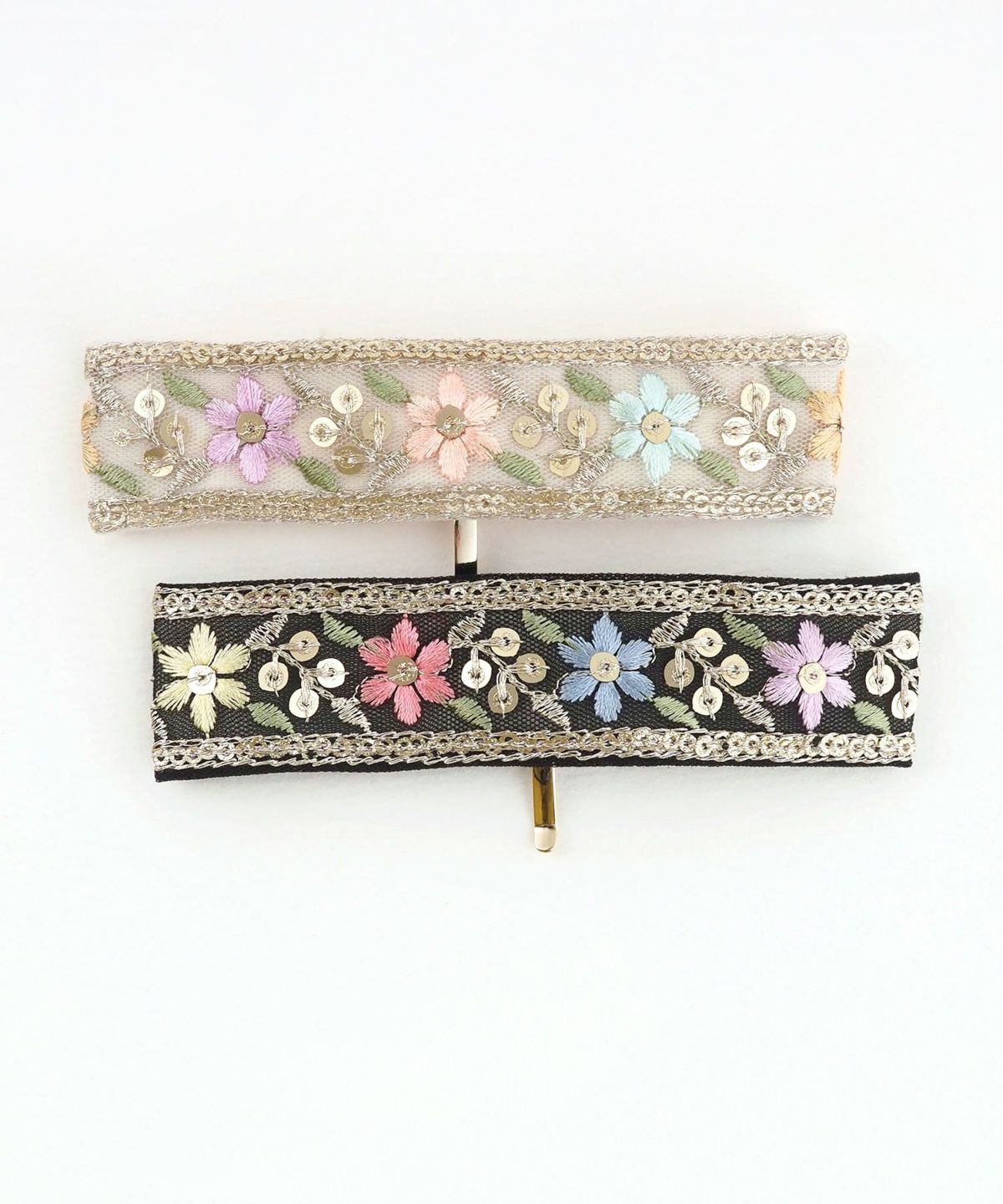 フラワー刺繍フック付きシュフィー