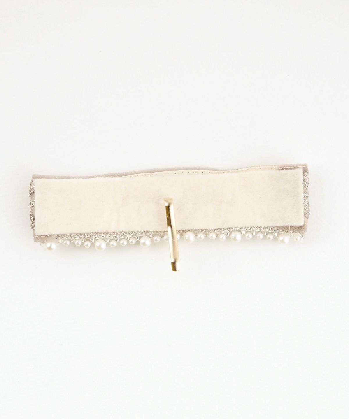 フラワー刺繍パールフック付きシュフィー